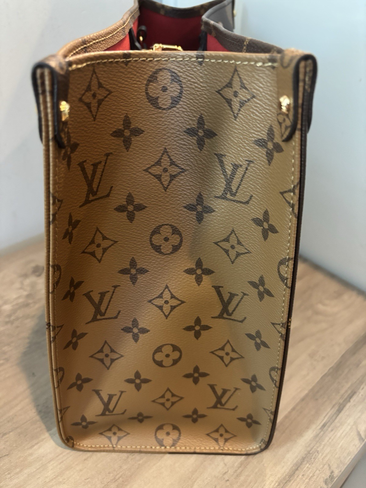 Louis Vuitton OnTheGo Reverse Monogram Mm