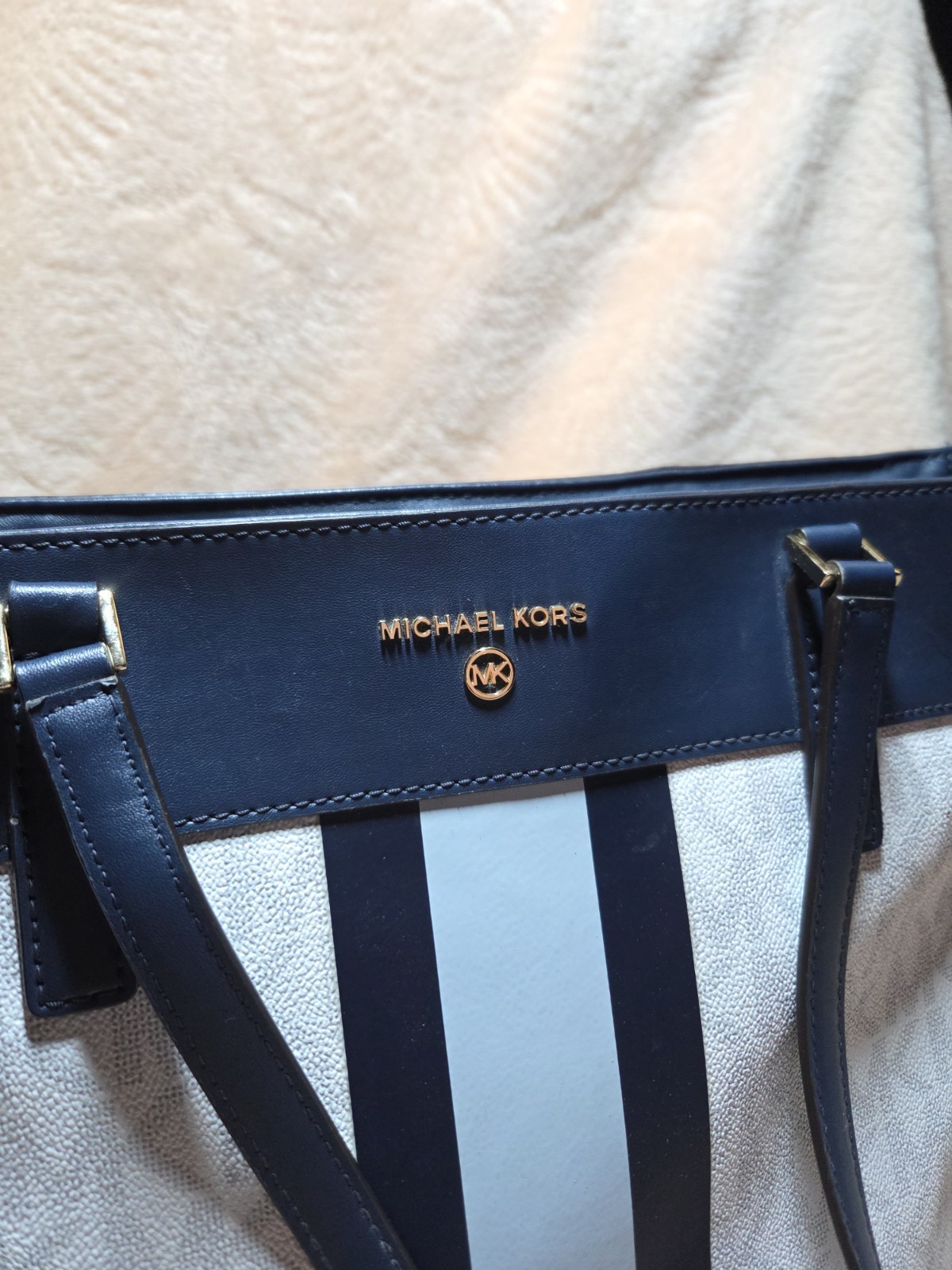 Michael Kors Logo Tote Shoulder Bag Beige/Navy/White Gold Hardware Zip Top