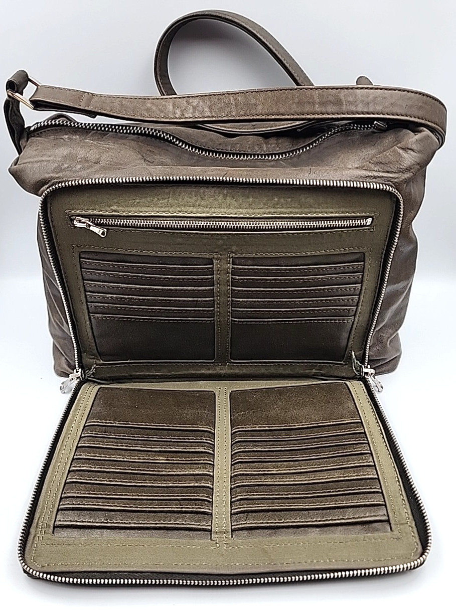 Jill Akus Artisan Leather Camera Bag Olive Multi-Compartment Unisex