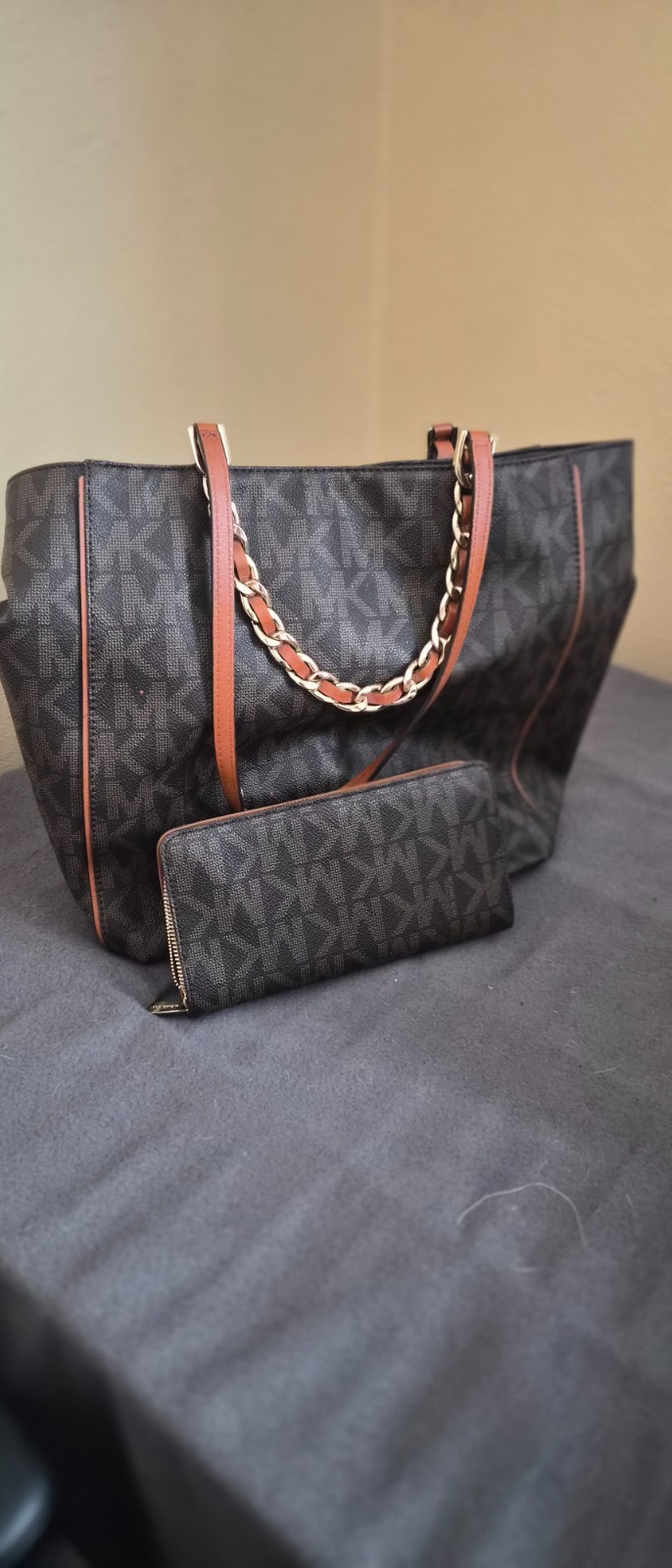 Michael Kors Handbag Brown Signature Harper Large Tote Logo Gold Chain East West