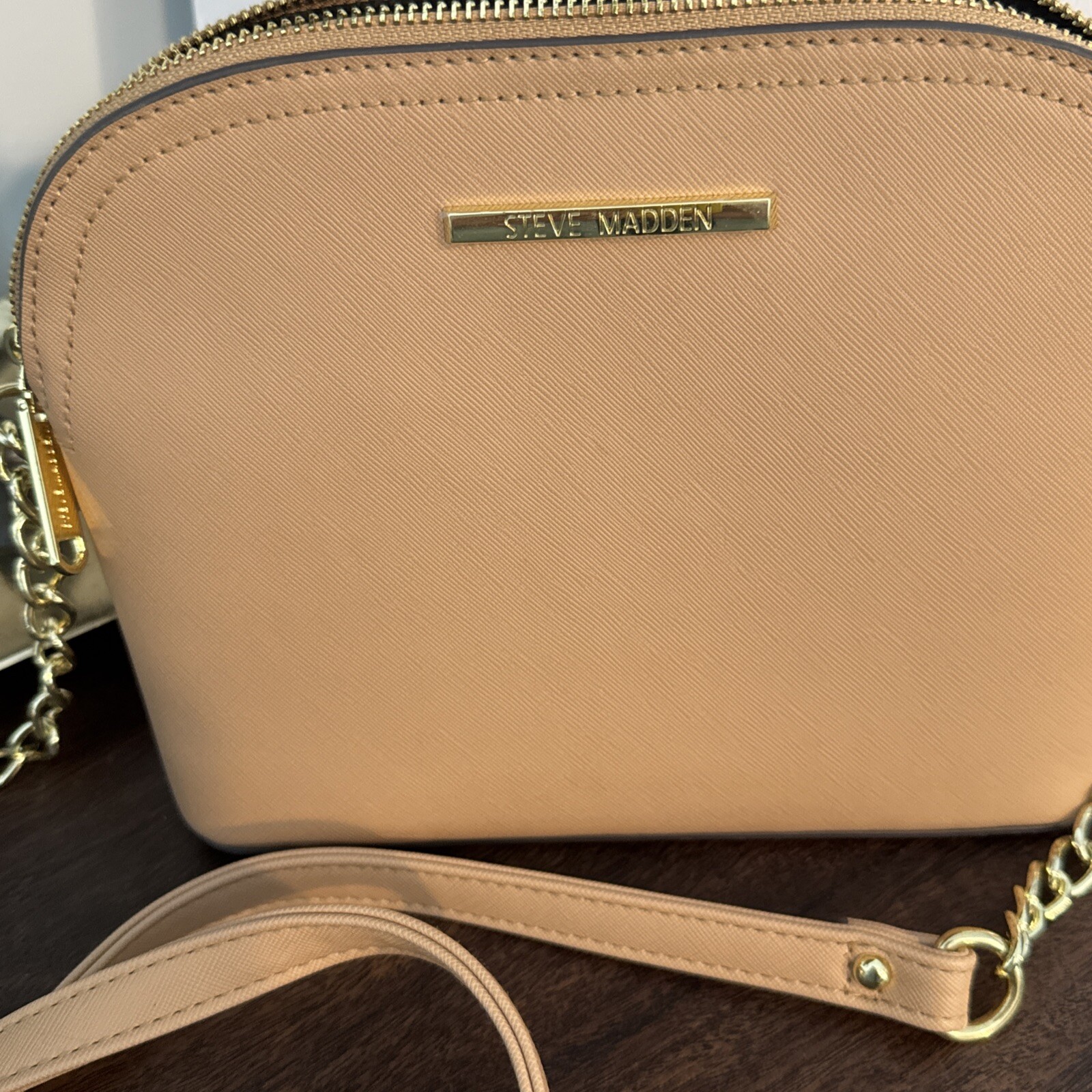 Light caramel Crossbody Bag Steve Madden B Maggie Dome EUC