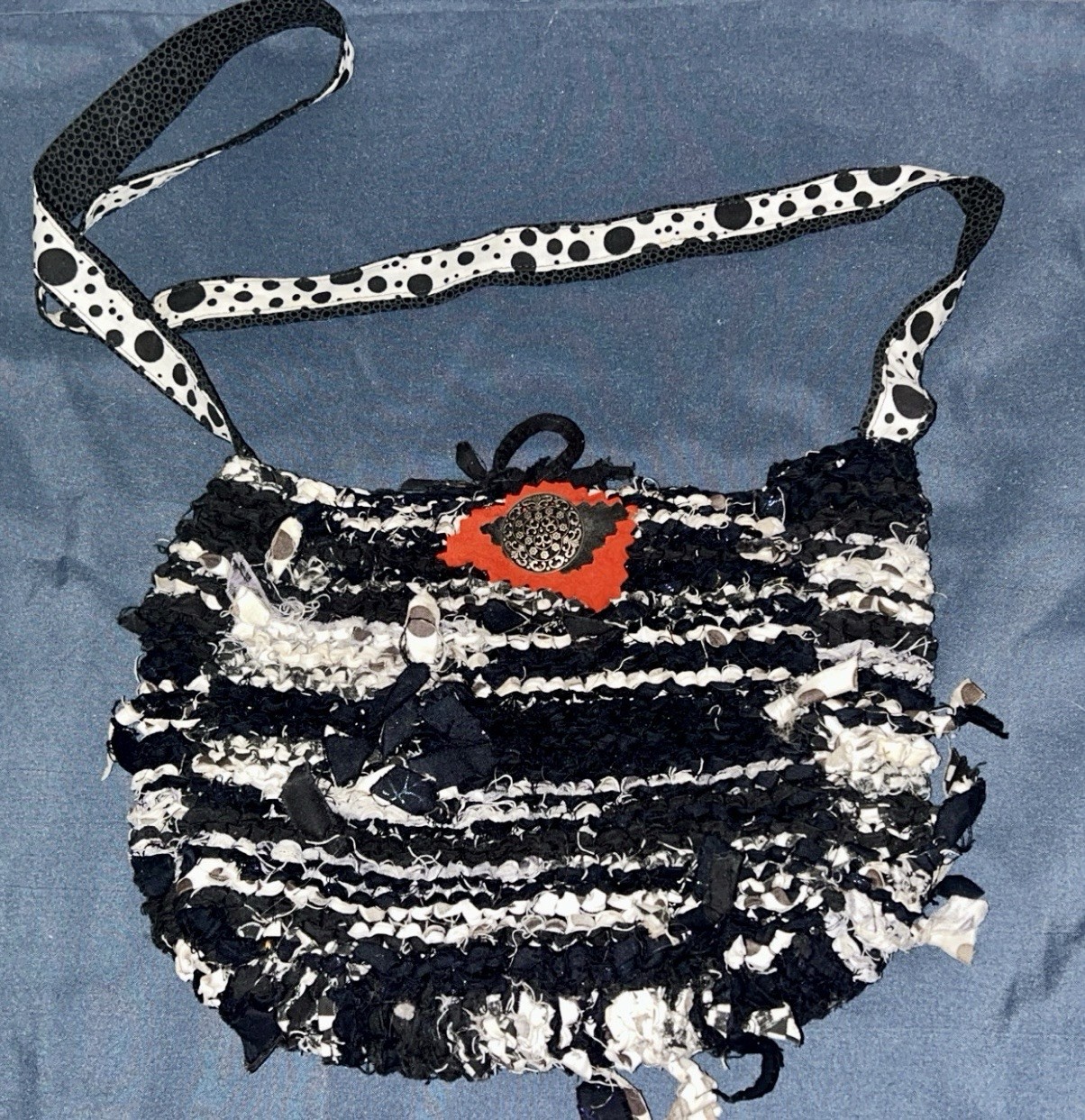 Unique Black and White Woven Crossbody Purse with Bronze Button Closure NWOT