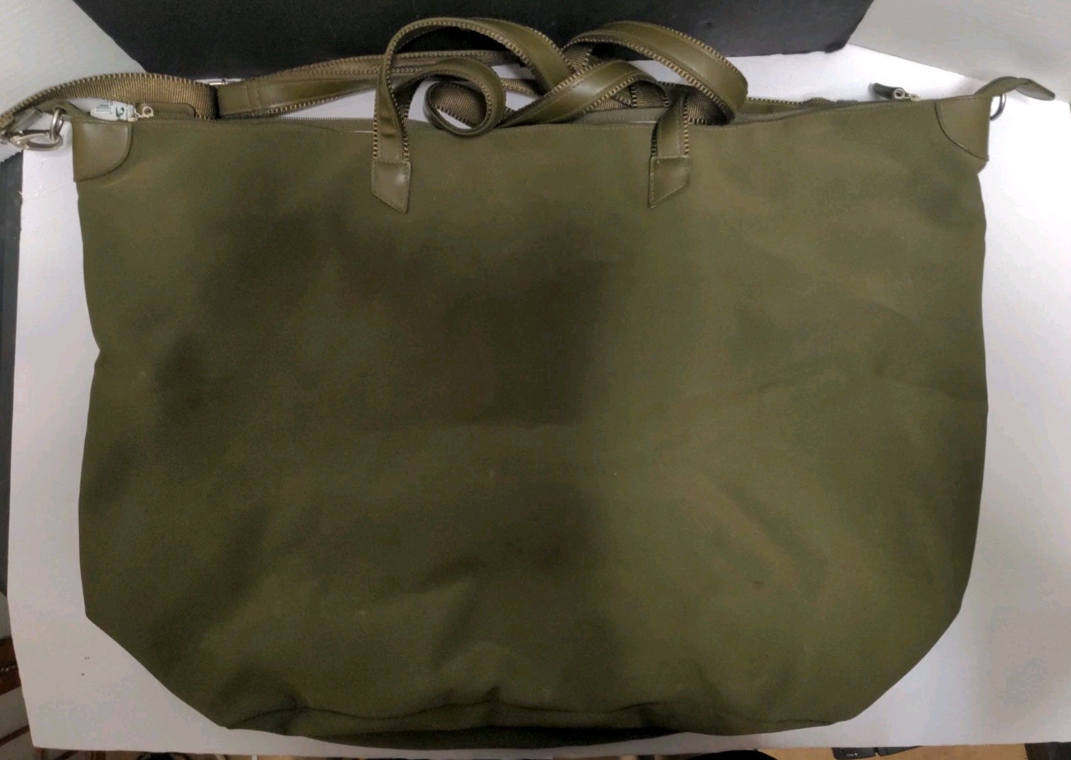 Paquetage Paris Bag Large, 24.5″ by 8″ by 17″