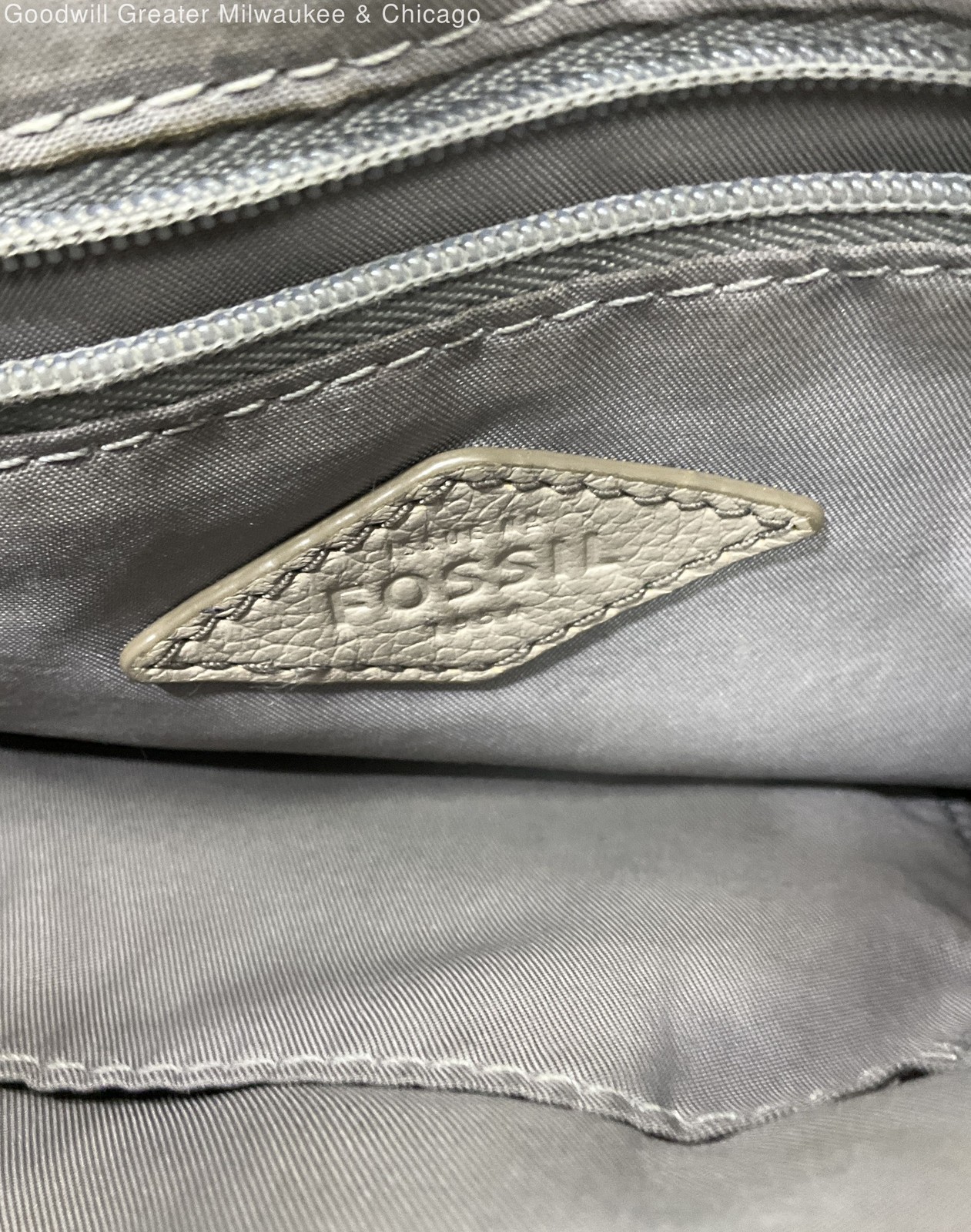 Fossil Women Taupe Solid Snake Skin Leather Crossbody Purse Medium All Season