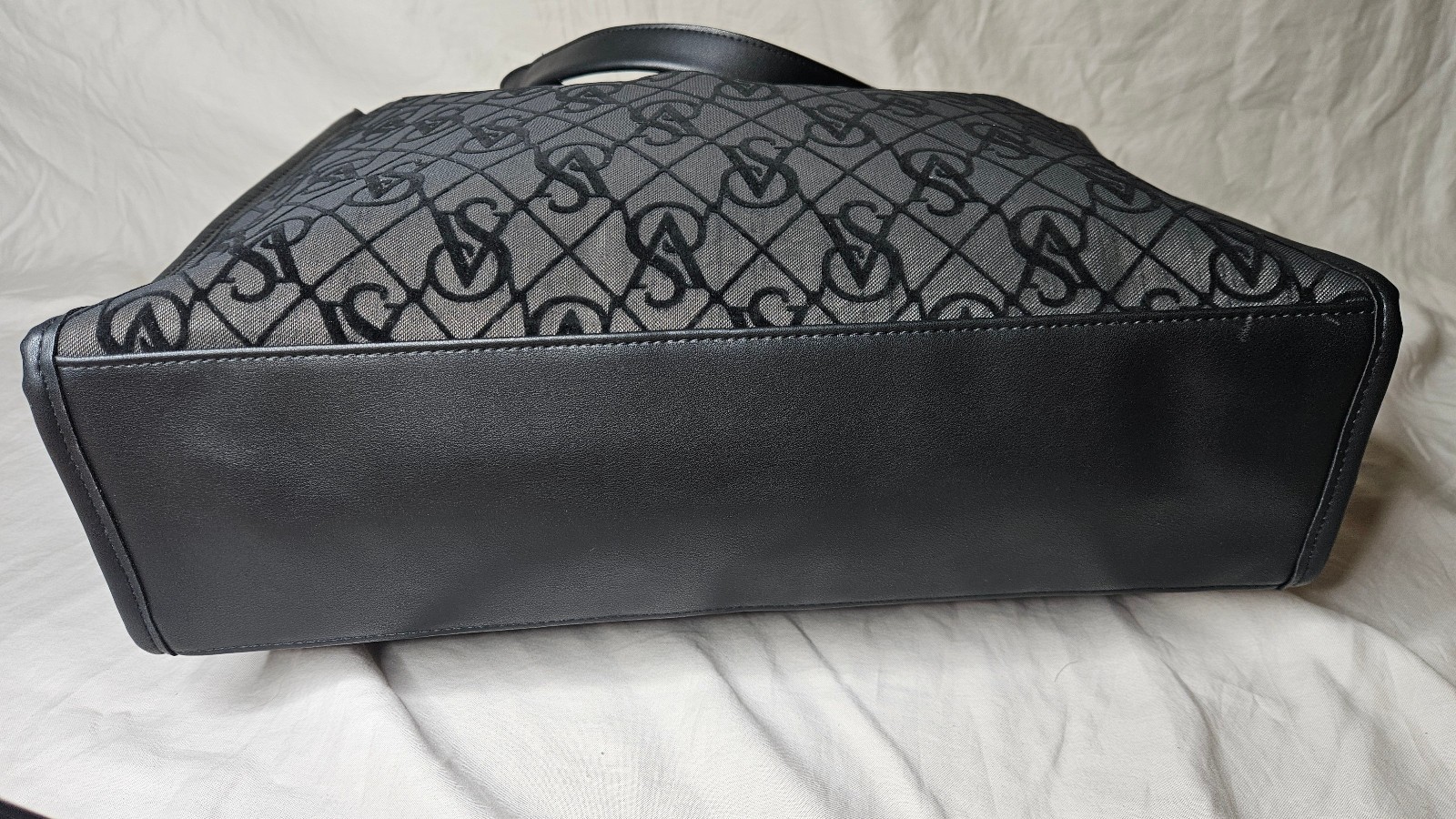 Victorias Secret Tote Bag Shoulder Handbag Black Mesh Logo Monogram Print NEW