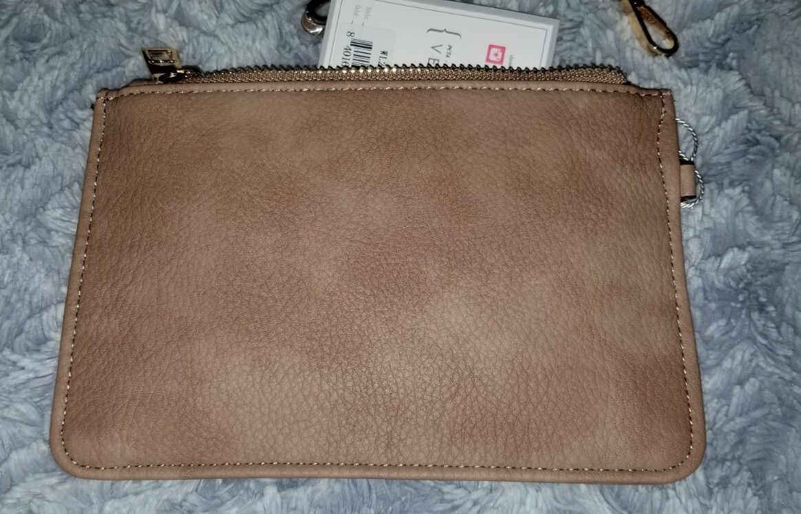 New Jen & Co Pearl Wristlet Wallet w/interior card slot & front pocket – Camel