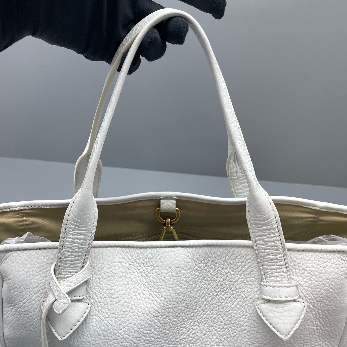 Loewe Pre-Owned Authentic Tote White 29*25*12cm Free Tracked Shipping