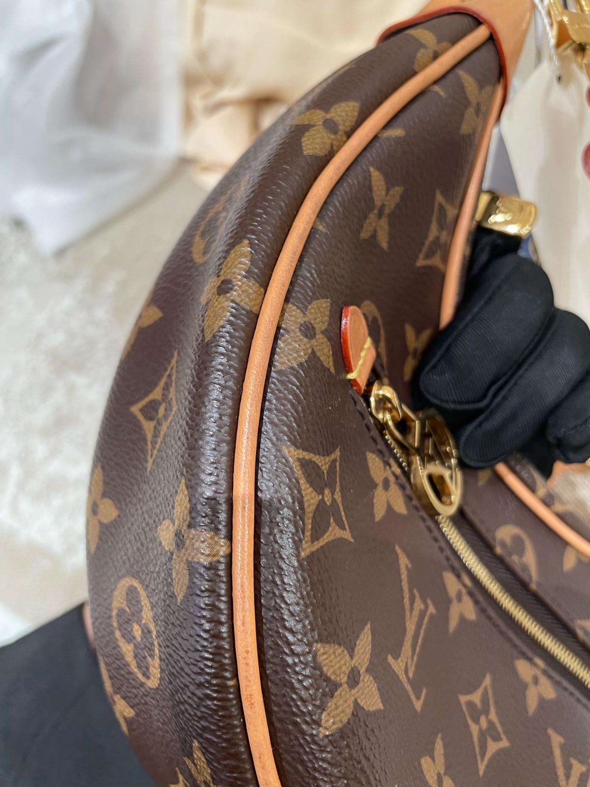 Louis Vuitton Monogram Normal Size Dark Brown Coated Canvas Shoulder Crossbody B