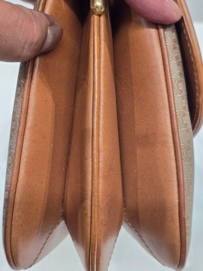 ✨️Good condition✨ Celine shoulder bag macadam pattern triomphe clasp MT837