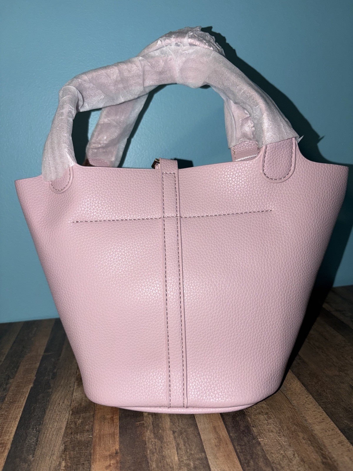 Valentino Orlandi Pink Bucket Bag Buckle Closure Lock Bottom Studs NWT