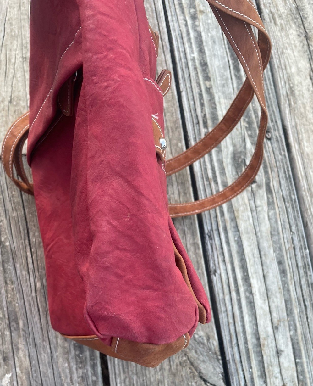 Multi Sac Bag Crossbody Large Red/Burgundy Multiple Zippers Excellent Condition