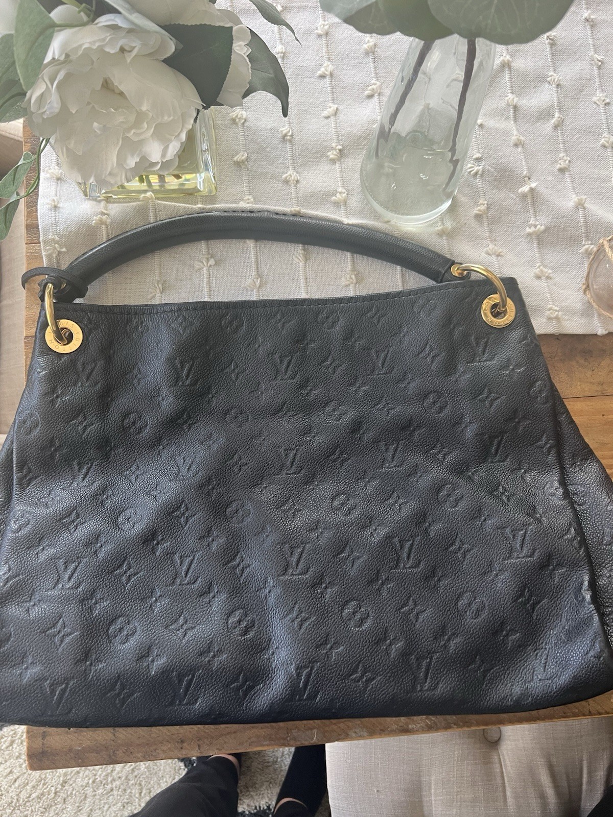 Louis Vuitton Artsy Tote MM Navy Leather Empriente