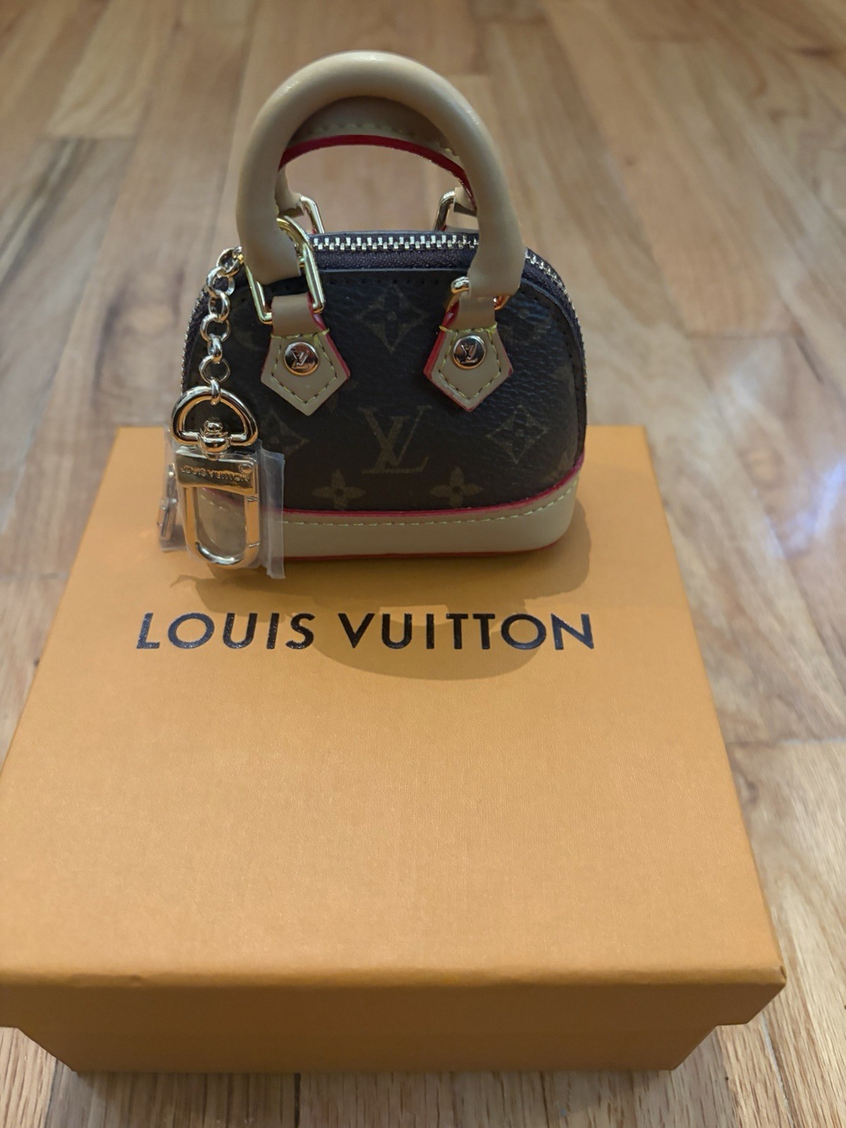 Louis Vuitton Mini Alma Monogram Top Handle Satchel Zip Inner Pockets Dust Bag