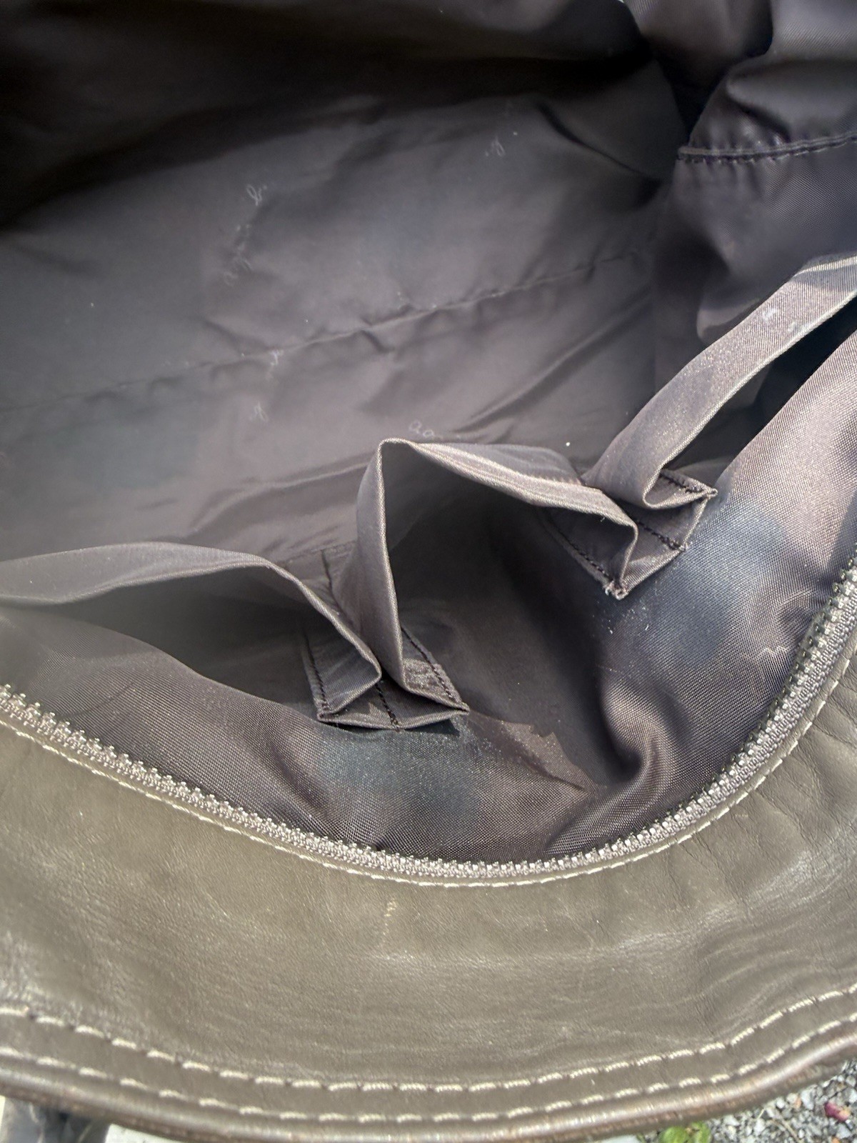 agnes b VOYAGE Khaki LEATHER Structured TOTE Silver O-Ring Detail Made/JAPAN EUC