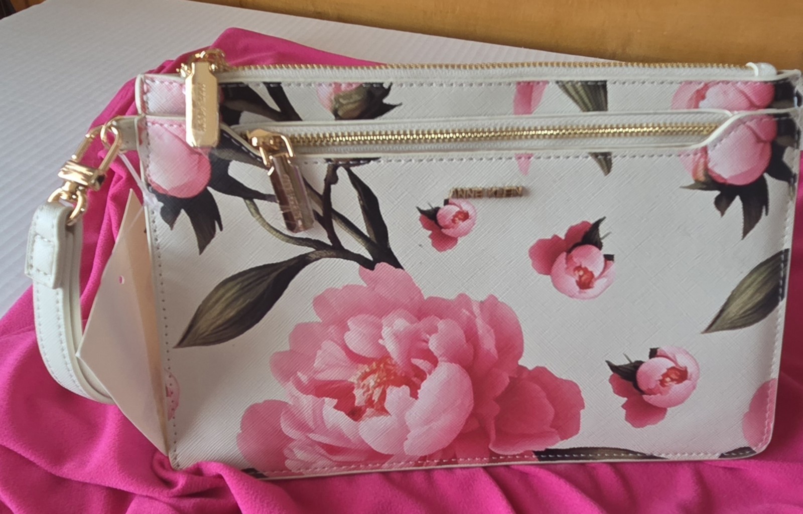 Anne Klein 2 Pc Cream and Pink Peony Clutch/Wristlet ~ NWT ~