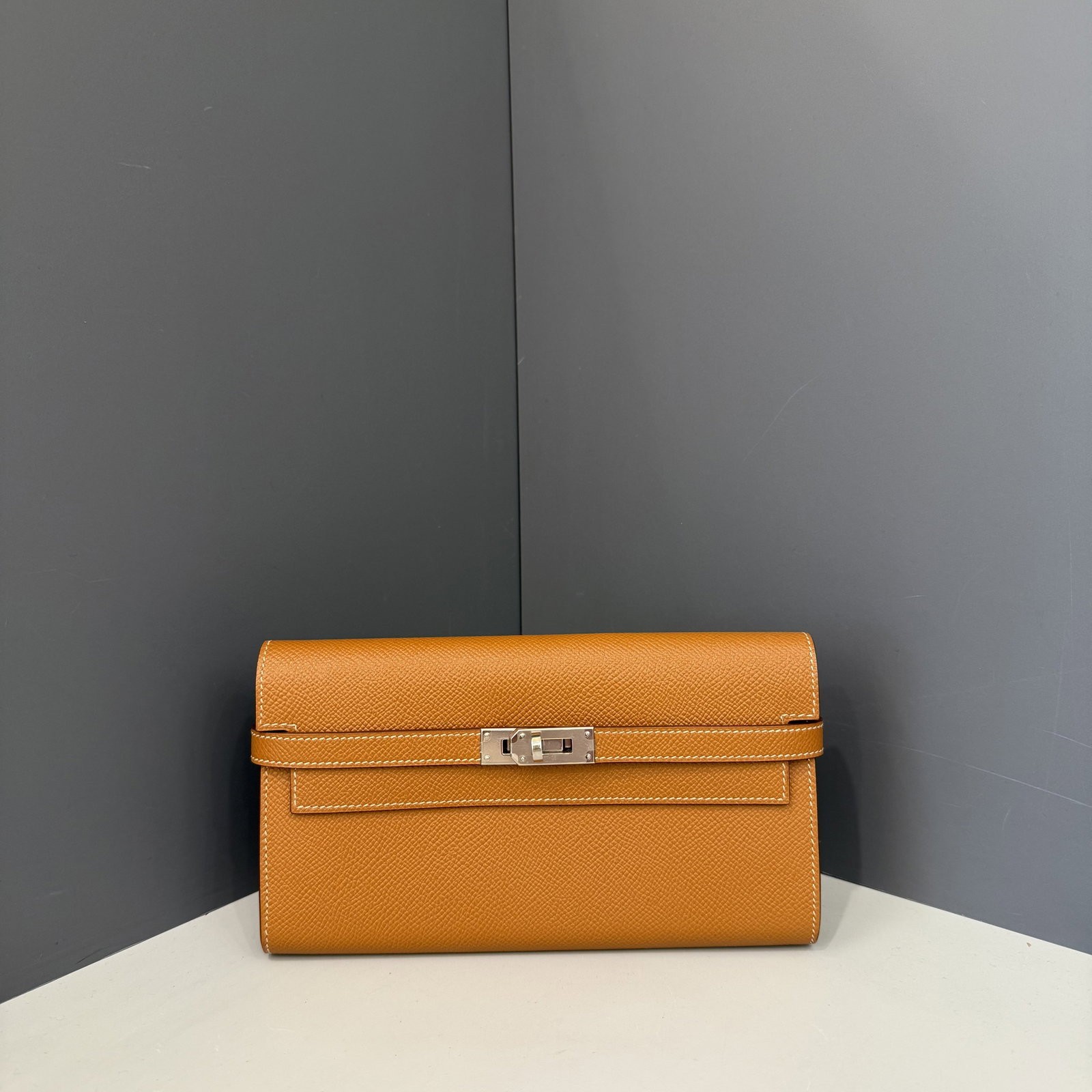 Hermes Kelly Longue Wallet 37 Gold Epsom (vb032326b3)