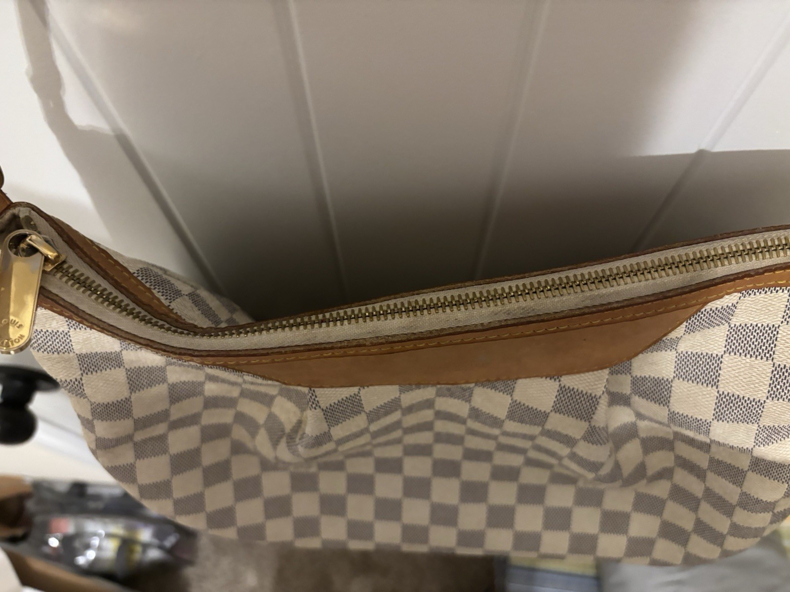 Louis Vuitton Women’s Damier Azur Shoulder Bag Medium Zip Logo Gold w/ Card