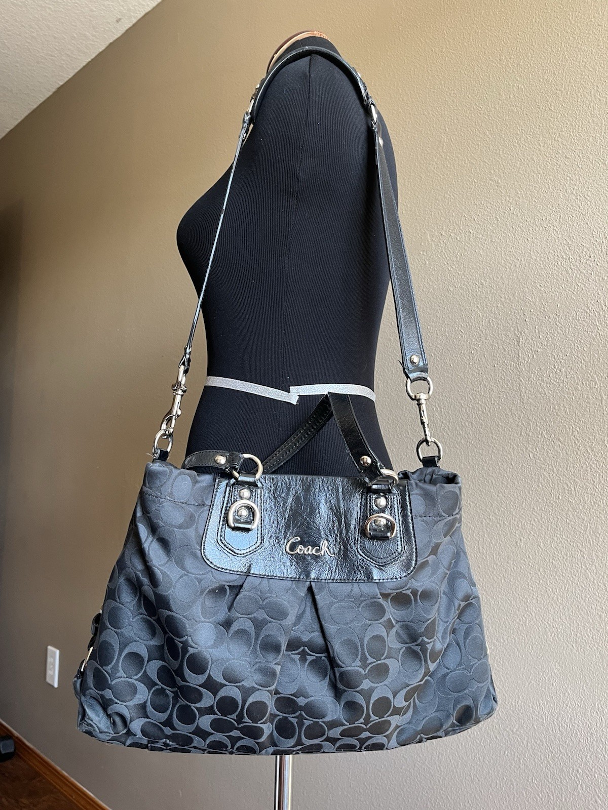 Coach Gallery Tote Bag Womens Large Black Signature Jacquard F15510 No Strap