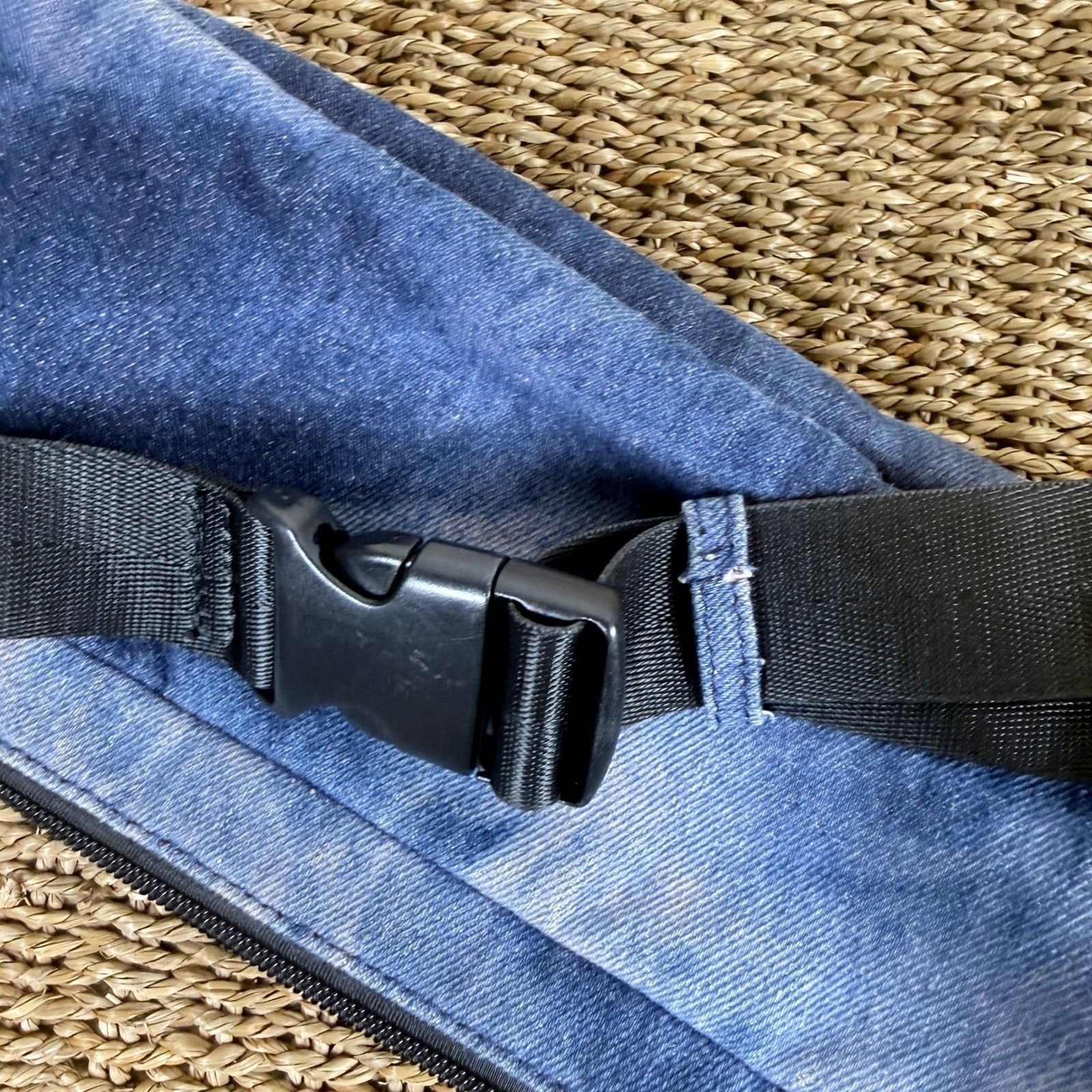 Forever 21 Fanny Pack OS Blue Denim Acid Wash Utility Y2K Adjustable Belt Bag
