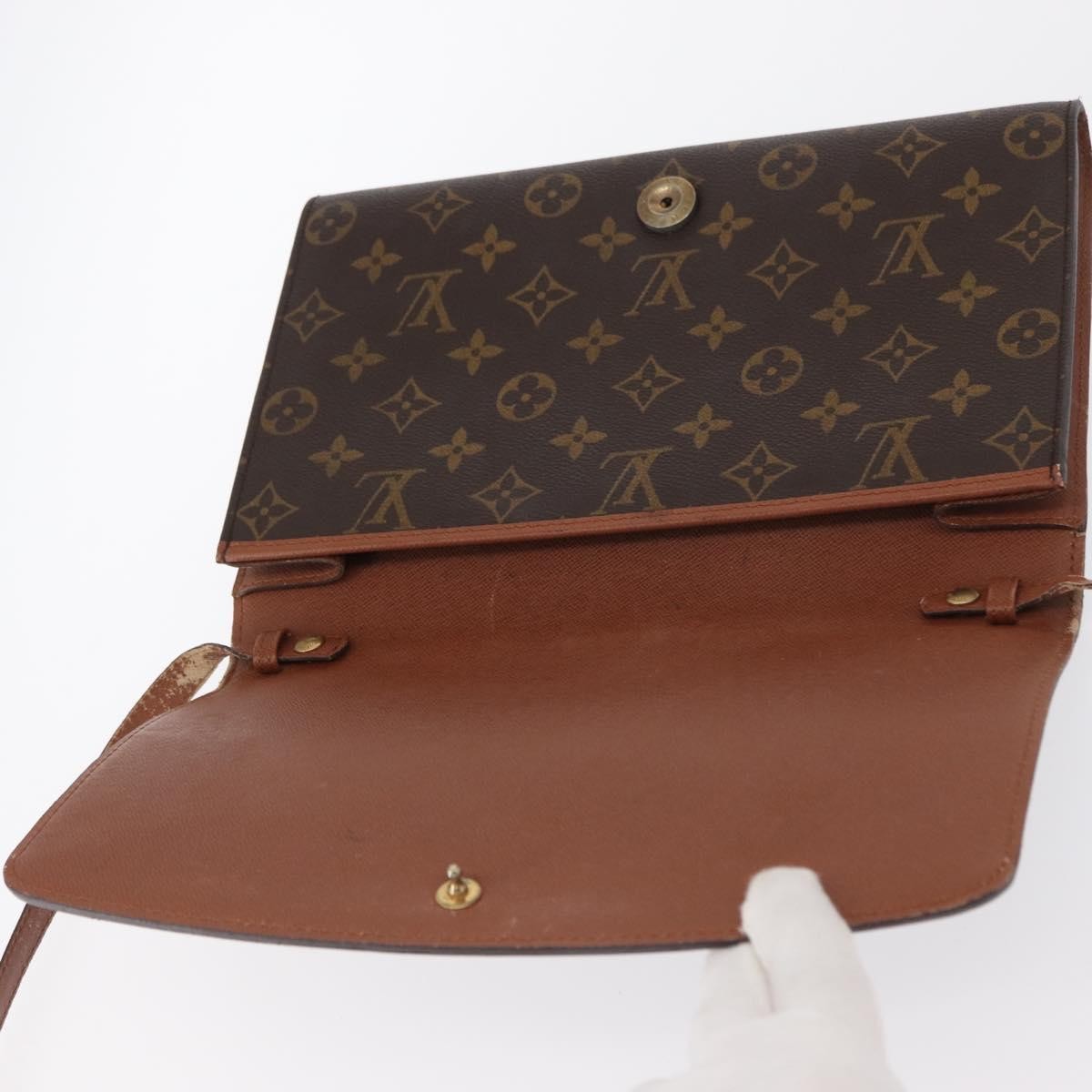 LOUIS VUITTON Monogram Bordeaux 27 Shoulder Bag M51797 LV Auth 161624