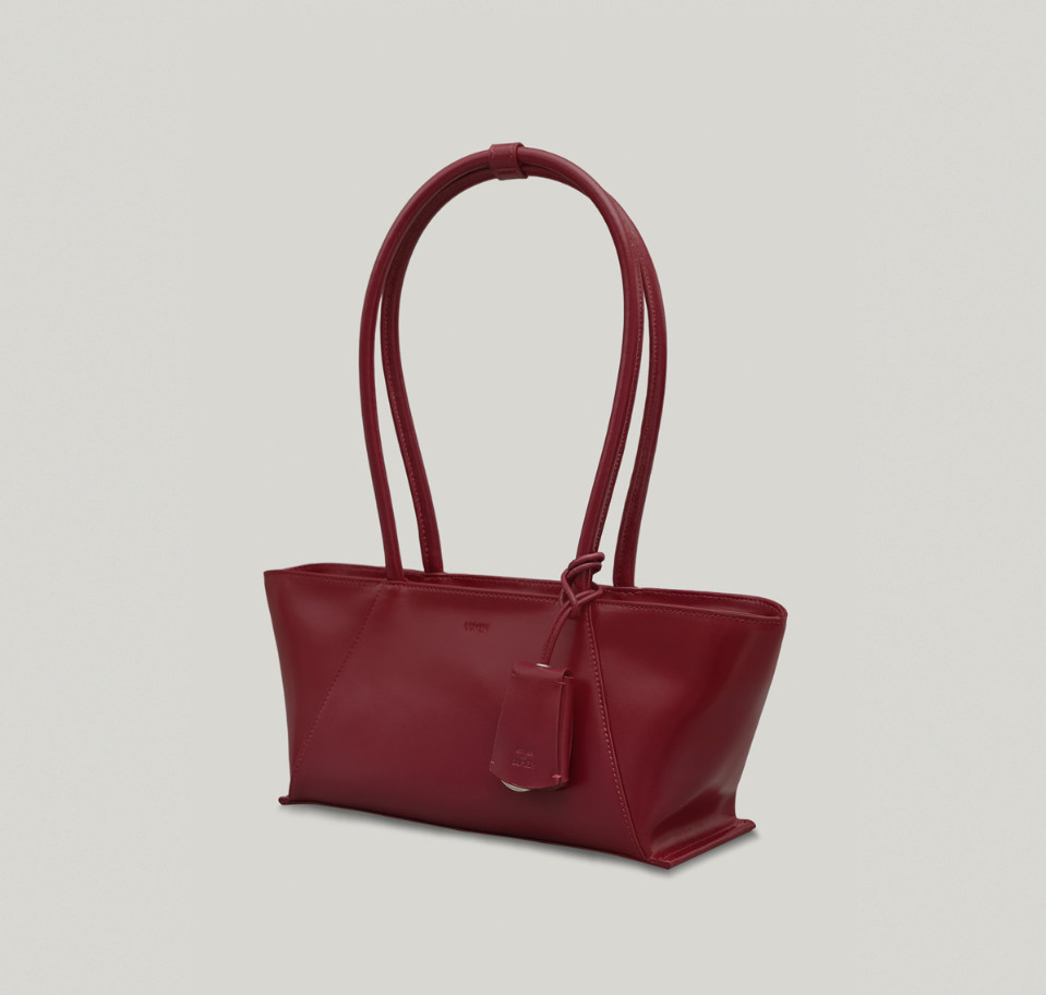 Atelier de LUMEN Monique Shoulder Bag Carmine Red Cow Leather