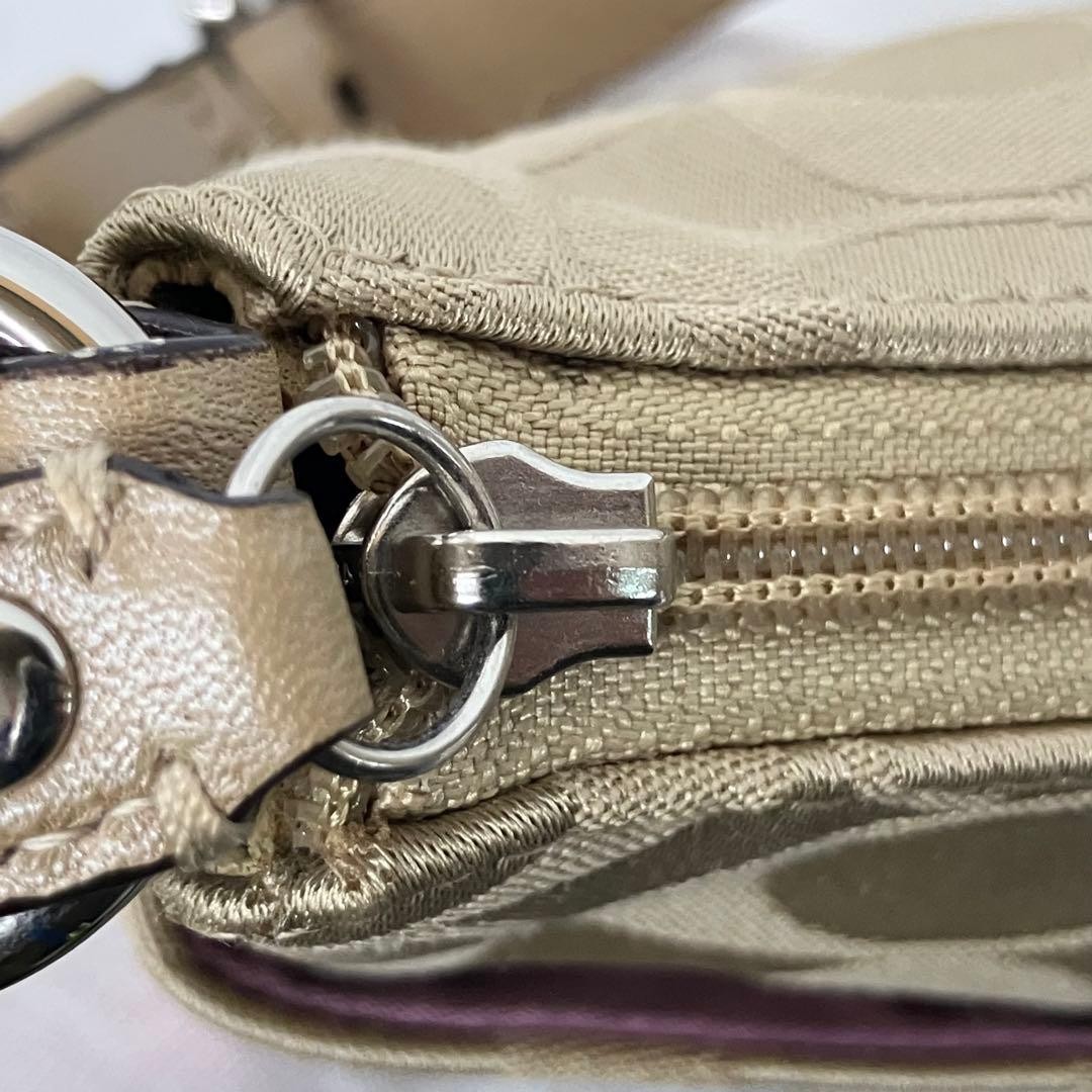 Coach Signature Shoulder Bag Beige Canvas 10.6×7.5×2.4 inches Used