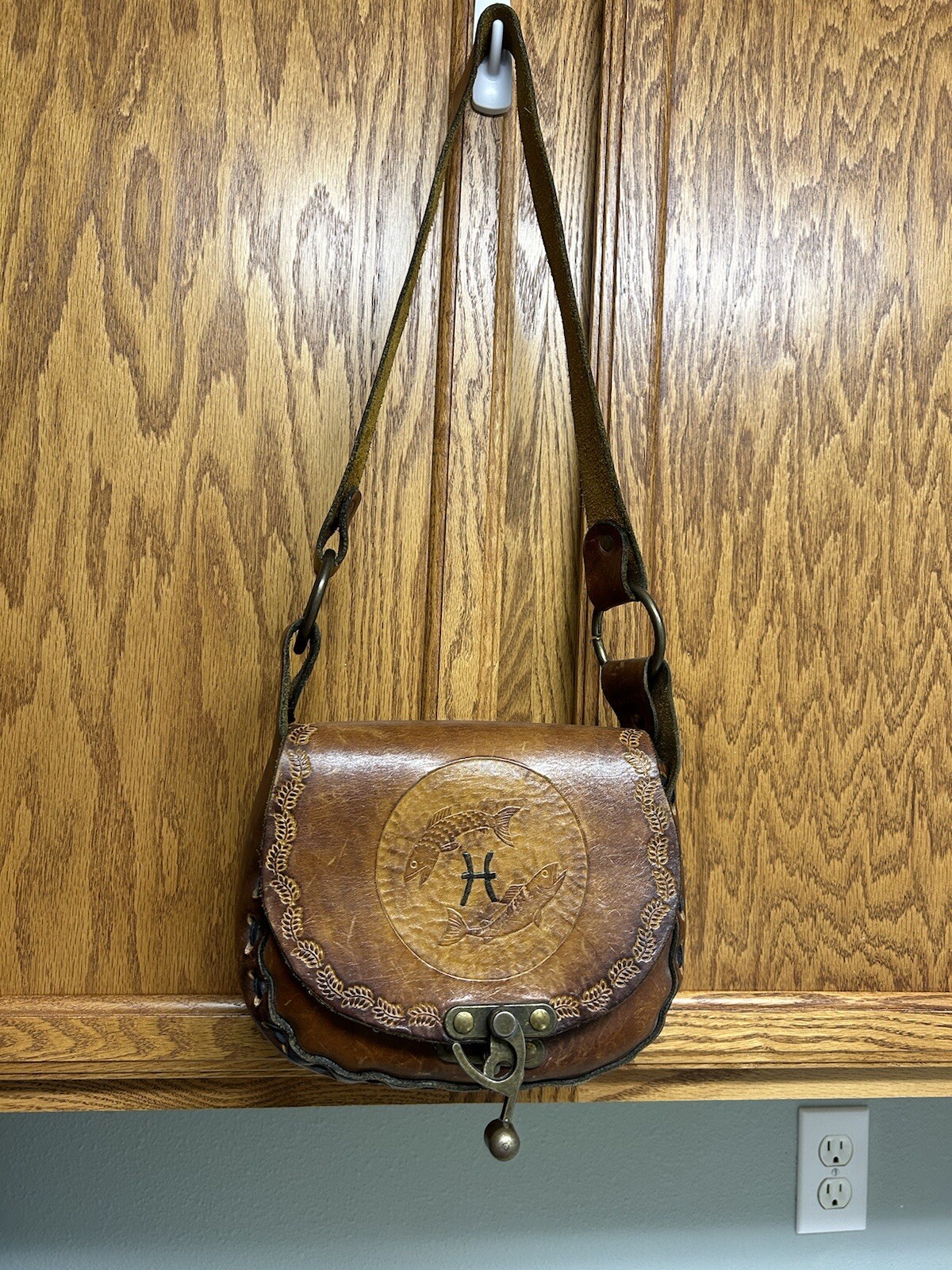 Unique All Leather Purse With Unique Clasp Closure Small Purse
