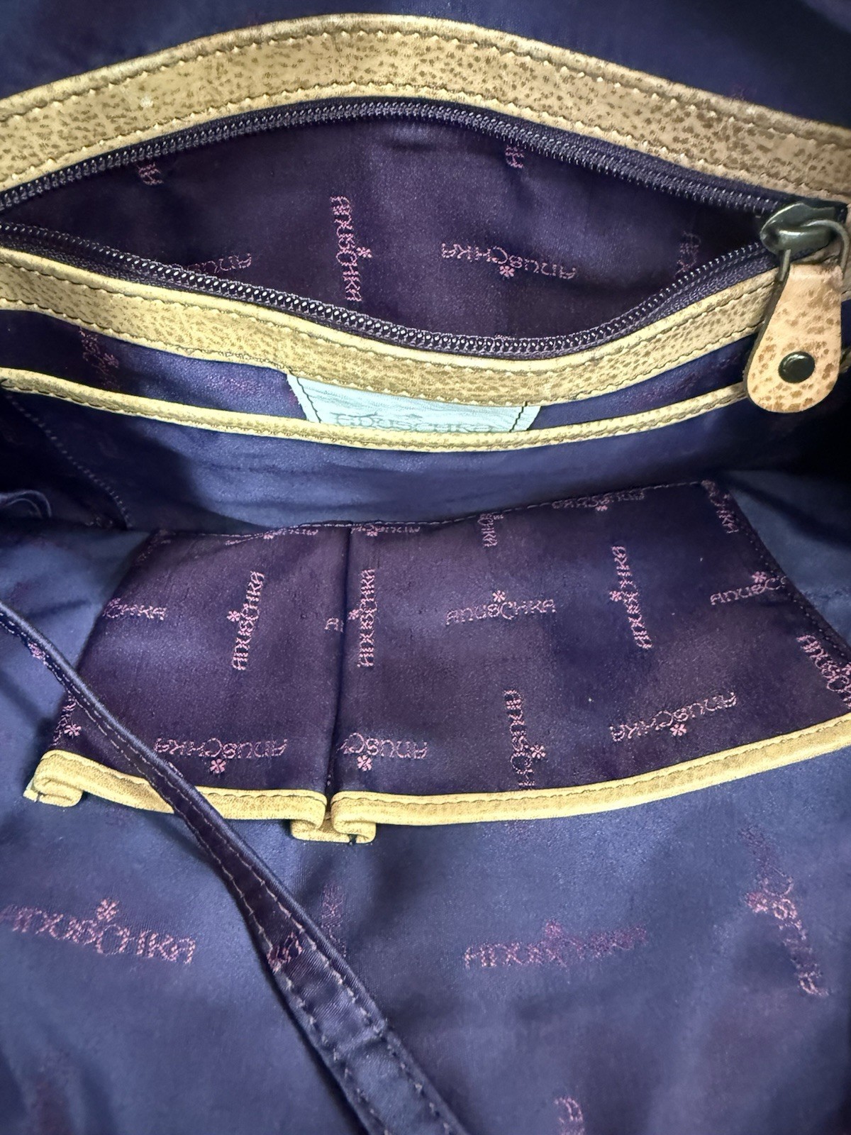 Anuschka Hand Painted Leather Shoulder Bag Leopard Jungle + Dust Bag