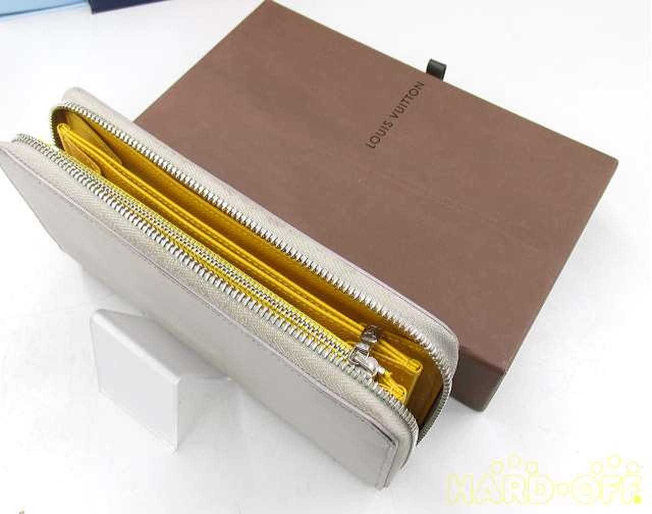 Epi Model M60072 LOUIS VUITTON