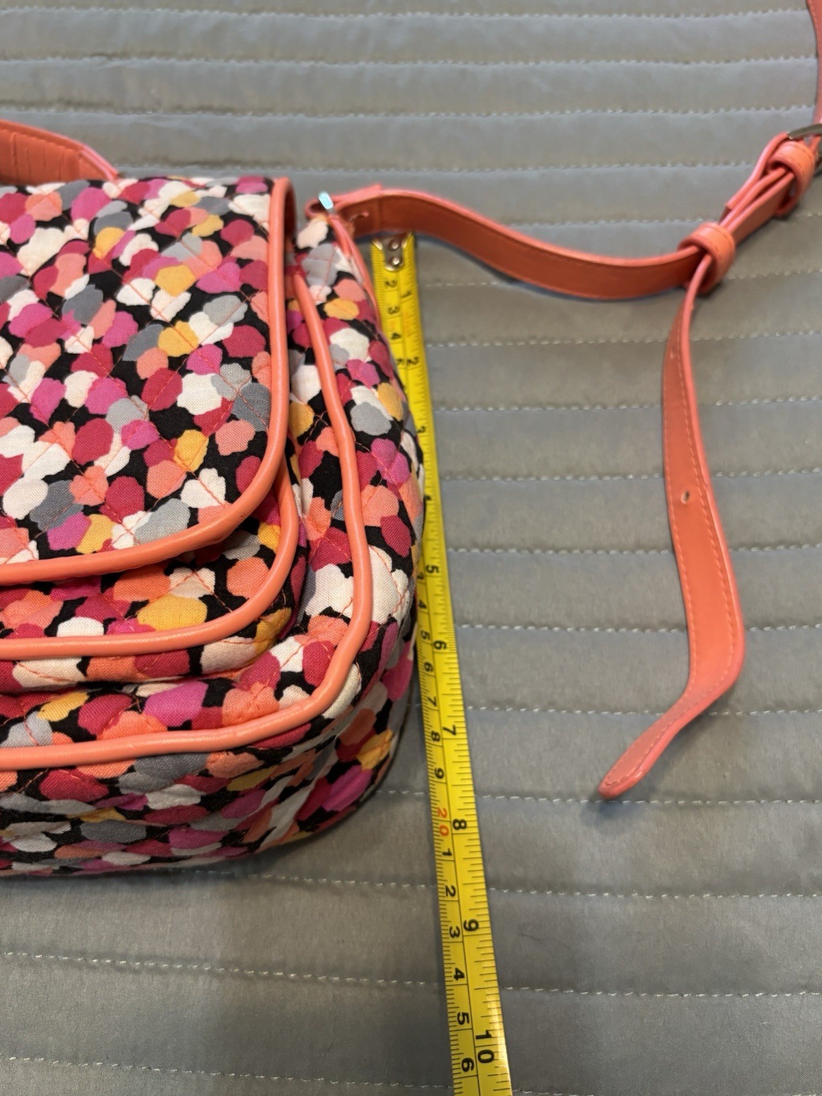 Vera Bradley Pixie Confetti Turnlock Crossbody Purse w/ Convertible Strap Length