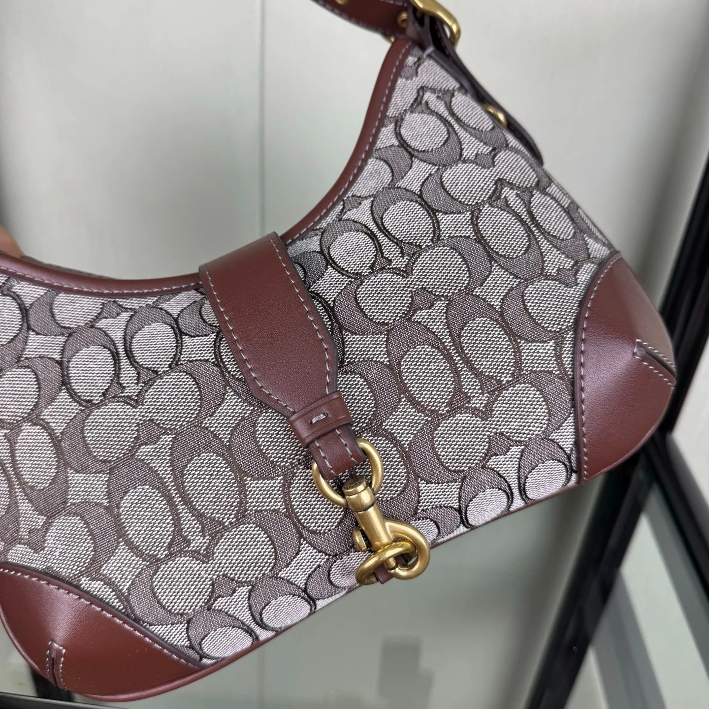 Coach Hamptons Hobo Bag In Signature Jacquard CBF16 Oak Maple