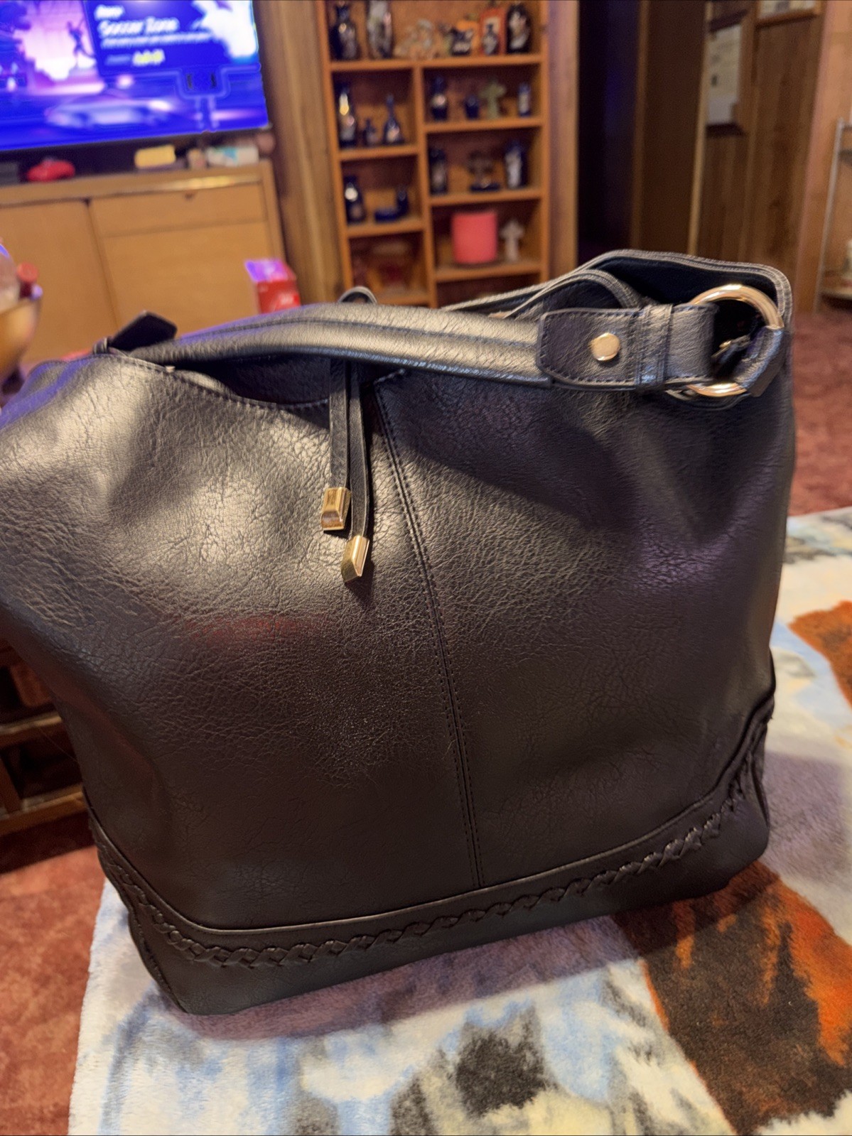le bag designed in Los Angeles