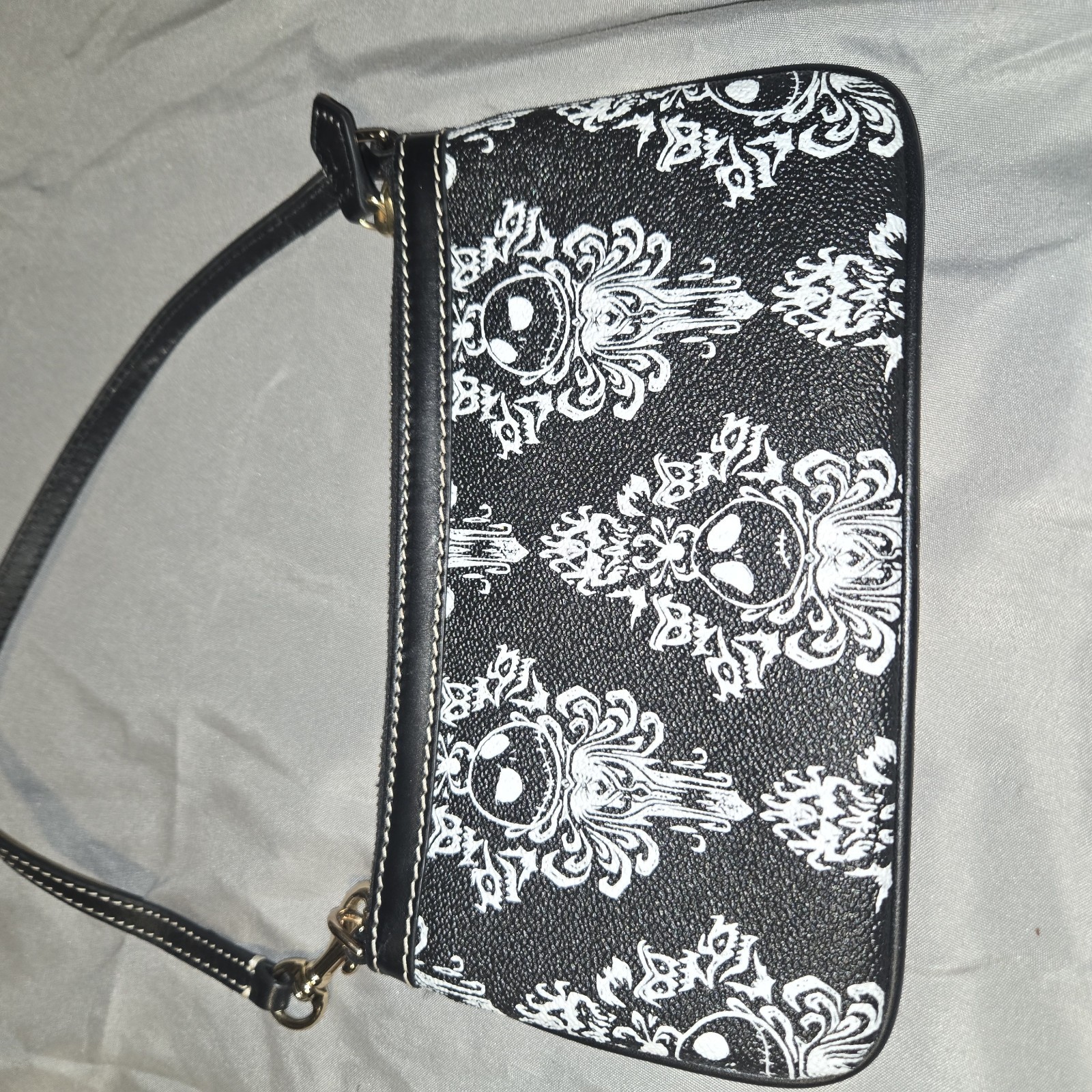 Disney Jack Skellington Wristlet Zip Pouch Black/White Red Lining Gold HW