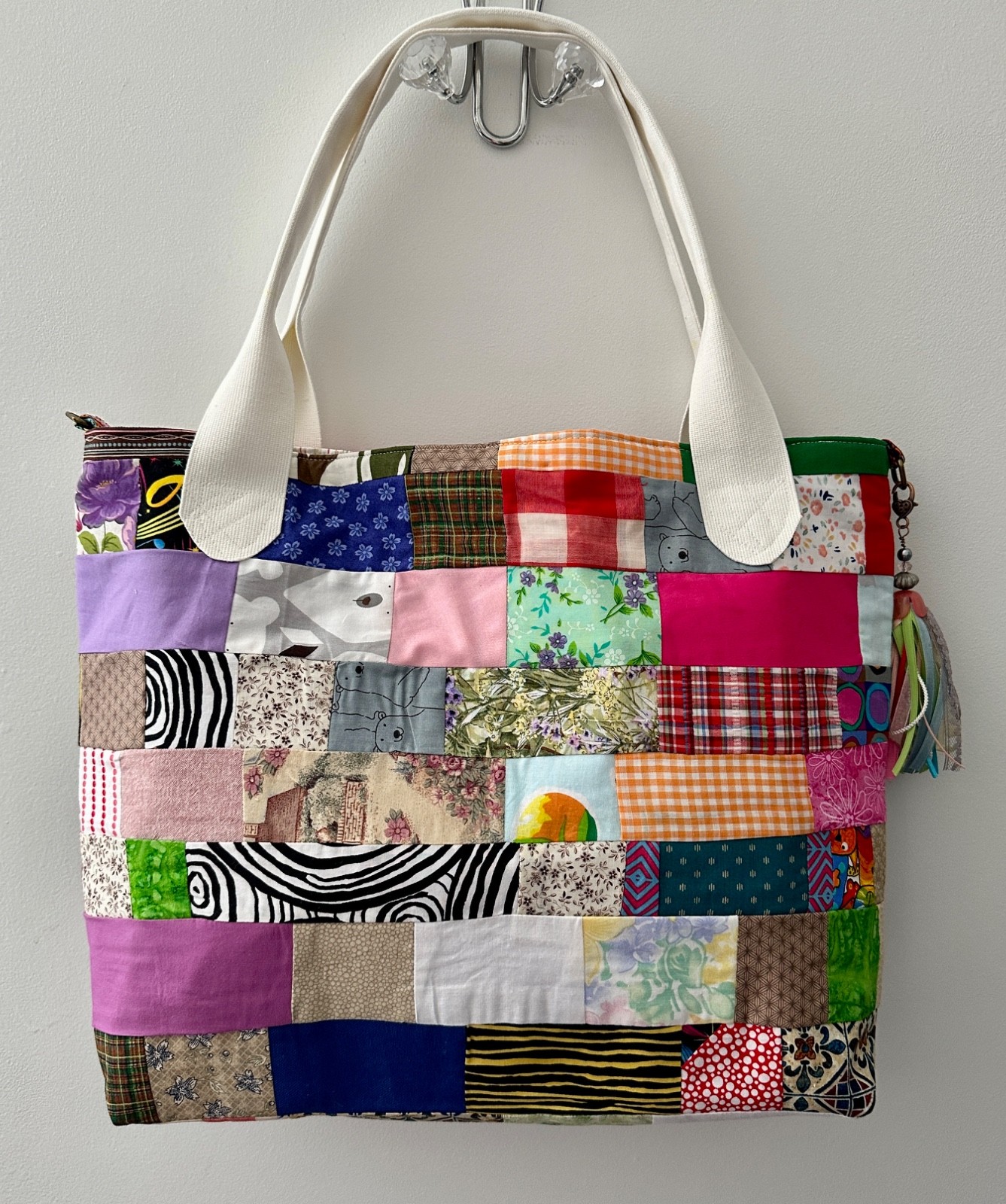 *HANDMADE* Quilted XL TOTE BAG, purse, tassel patchwork 18 inch, zipper pocket