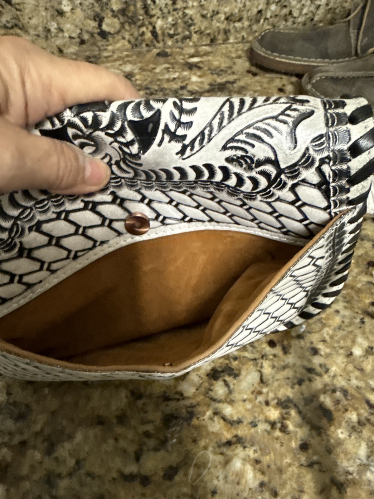 Patricia Nash Black And White Tooled Crossbody 24 Inch Adjustable Drop