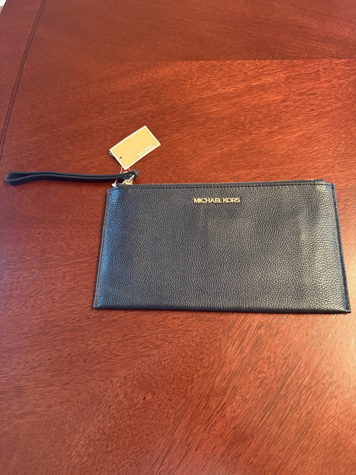 NEW MICHAEL KORS BLACK LEATHER WRISTLET GOLD HARDWARE