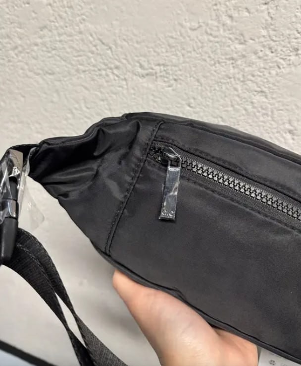 Alo Yoga Explorer Belt Bag – Black – Fanny Pack Crossbody Waist Pack – NWT