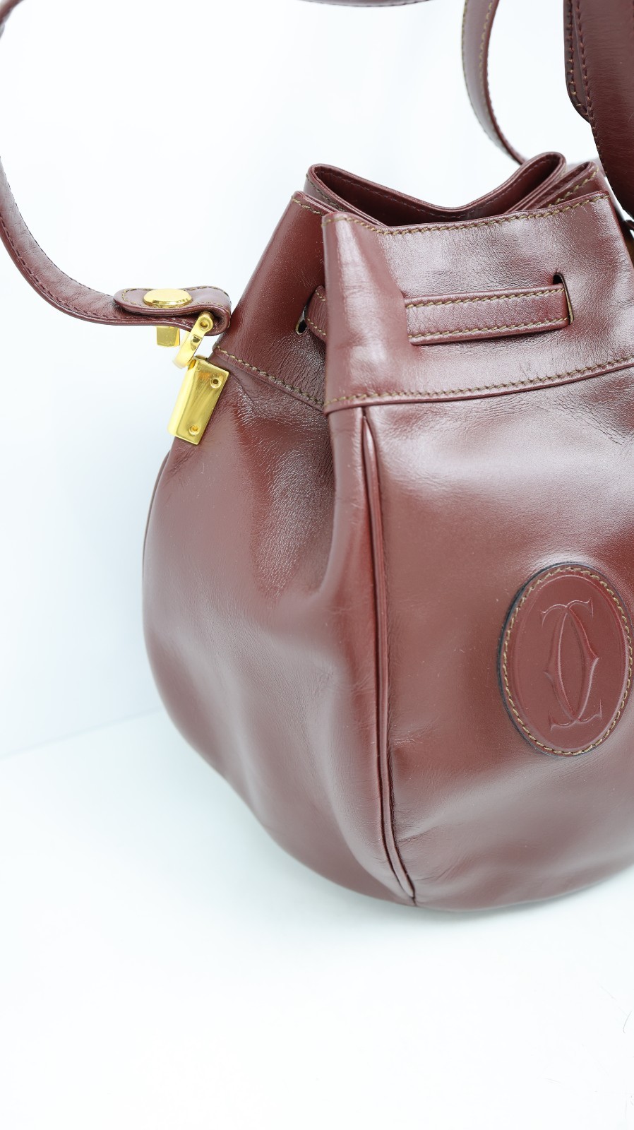 CARTIER Must Line Shoulder Bag Leather Bordeaux Gold Auth 133886