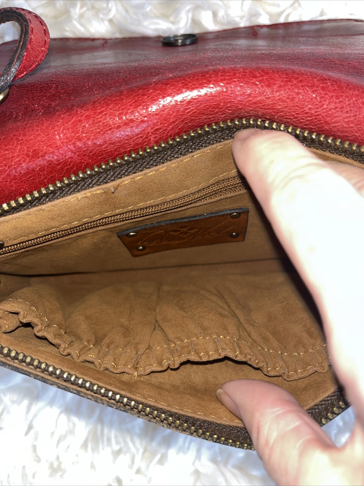 Patricia Nash Rosso Fiore Collection Apricale Crossbody Bag (Rosso Fiore)