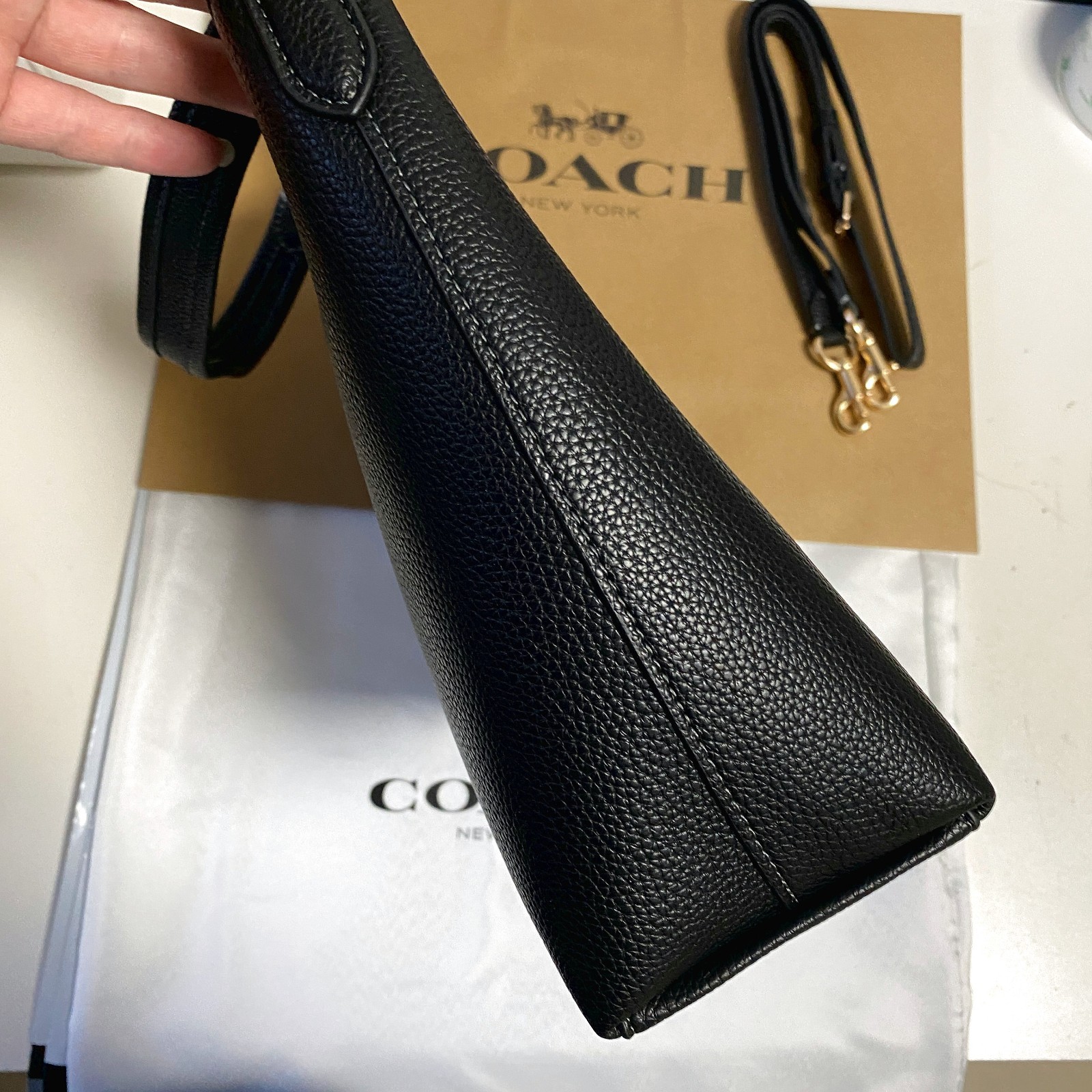 COACH CR148 Laurel Shoulder Bag Soft Pebble Leather Black Outlet FREESHIPPING