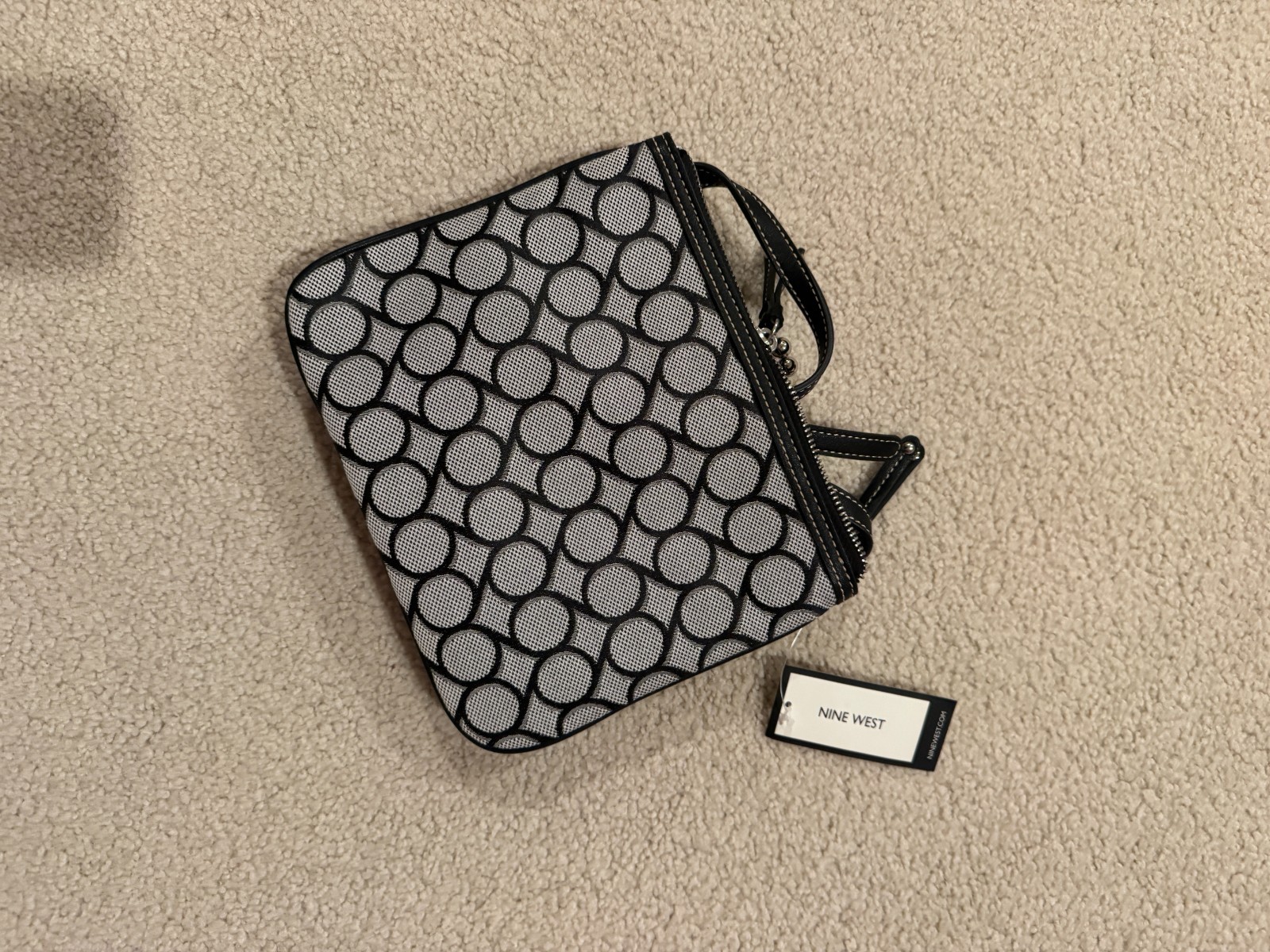 Nine West Womens Blk/Beige Fabric Faux Leather Shoulder Crossbody Bag NEW