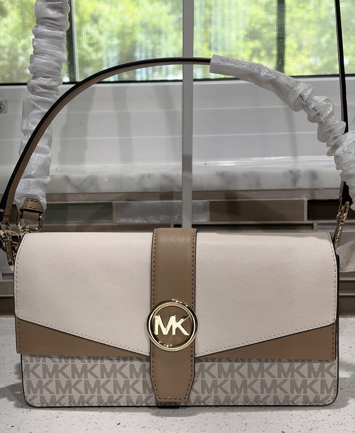 MICHAEL KORS GREENWICH MEDIUM FLAP SHOULDER CROSSBODY BAG MK CREAM BROWN LOGO