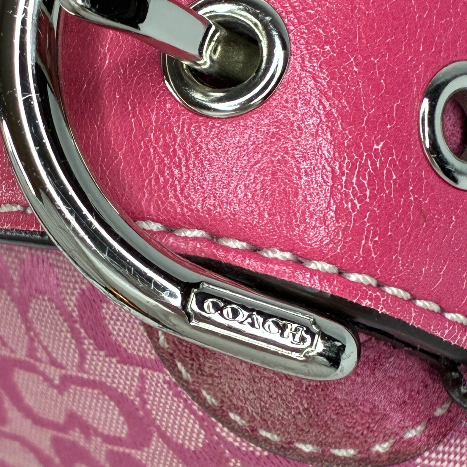 Vintage Coach Pink Soho Signature Shoulder Bag A05U 1444 Purse Hobo Buckles Y2K