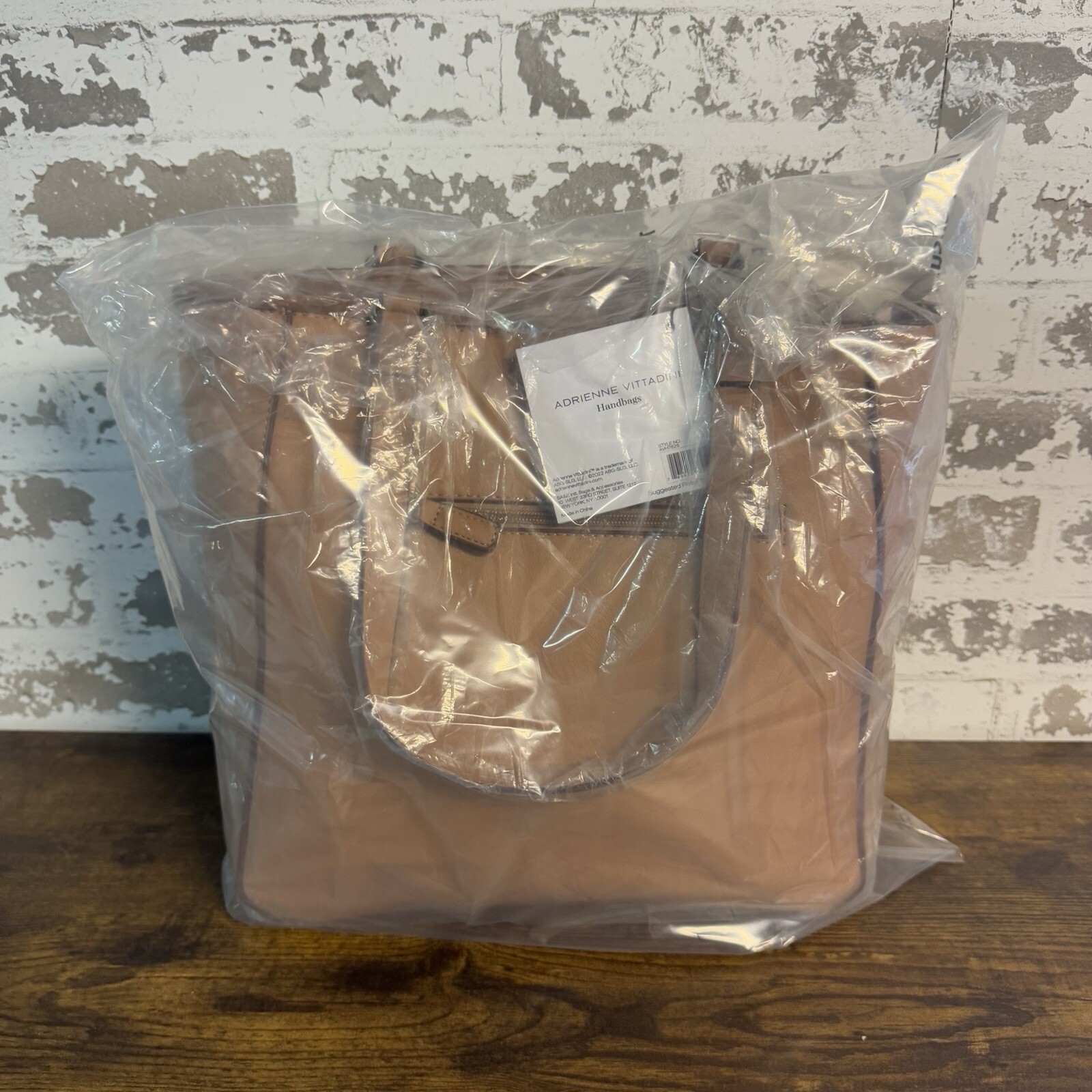 NEW – Adrienne Vittadini Oxford Tote Handbag Purse – Tan