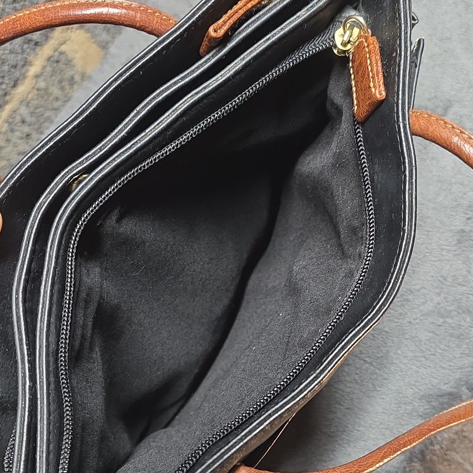 Bocelli New York Black/Brown Shoulder Bag Zip & Magnetic, Multi Compartments
