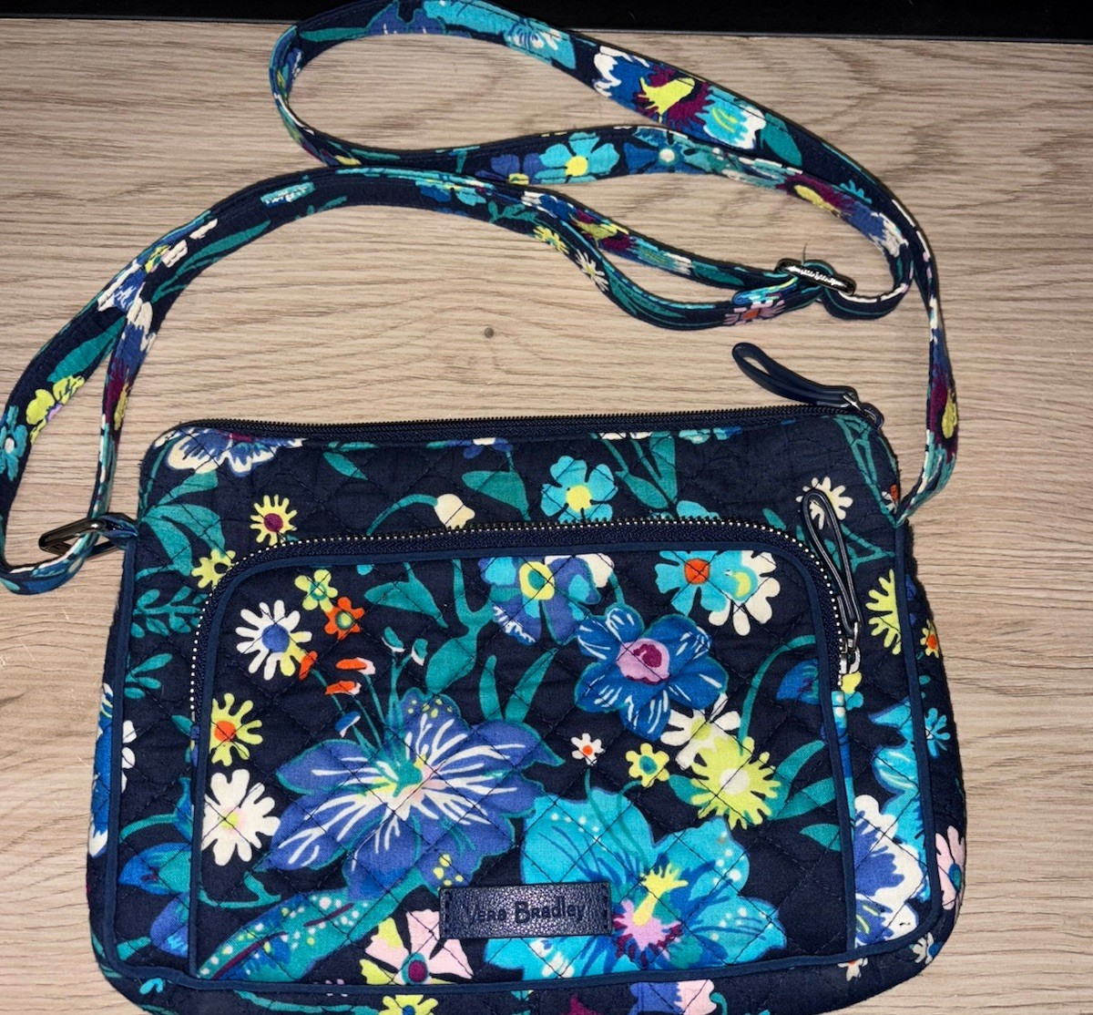 Vera Bradley- Moonlight Garden Carson Crossbody Bag Retired