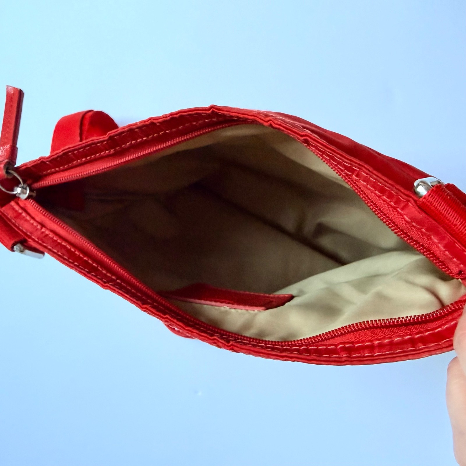 Coach Getaway Red Signature C Nylon File Crossbody Bag Swingpack Purse F77408