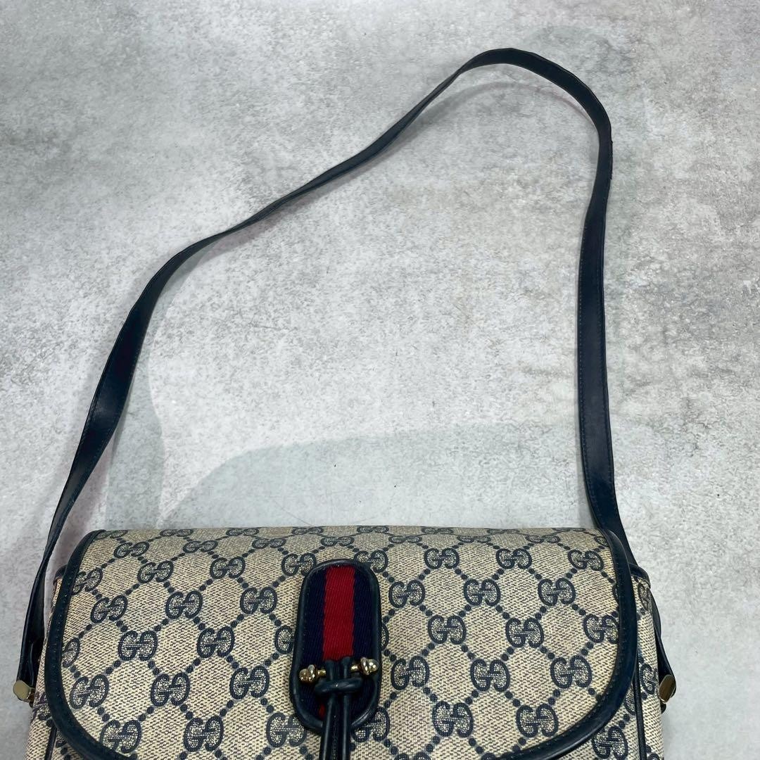 GUCCI GG Sherry Line Shoulder Bag Navy Beige Leather Gold Hardware From Japan