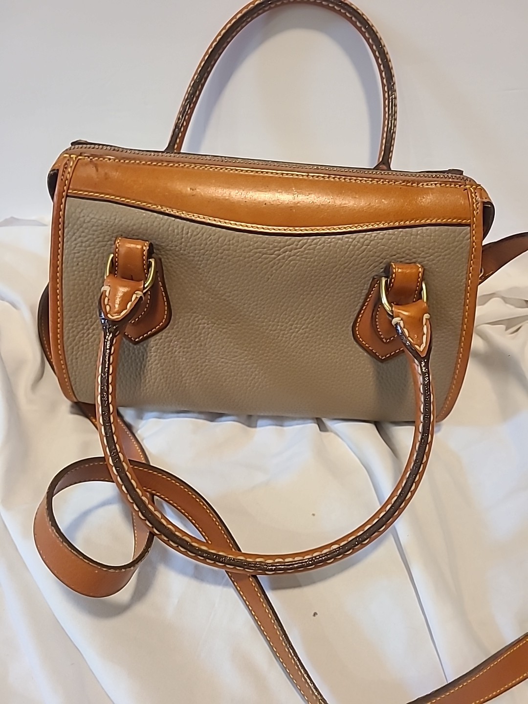 Vtg Dooney & Bourke British Sage Tan Pebble Leather Mini Boston Bag A6 947316