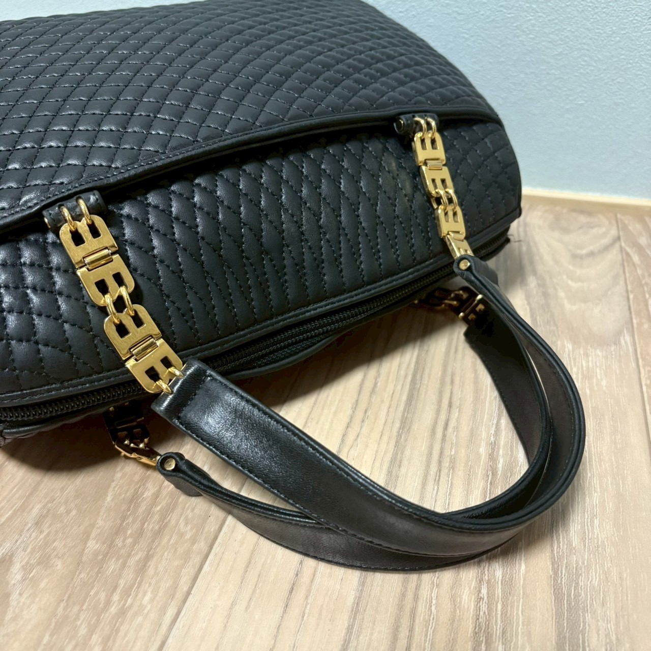 BALLY B-Logo Chain Handle Quilting Leather Mini Boston Bag Handbag Y2K